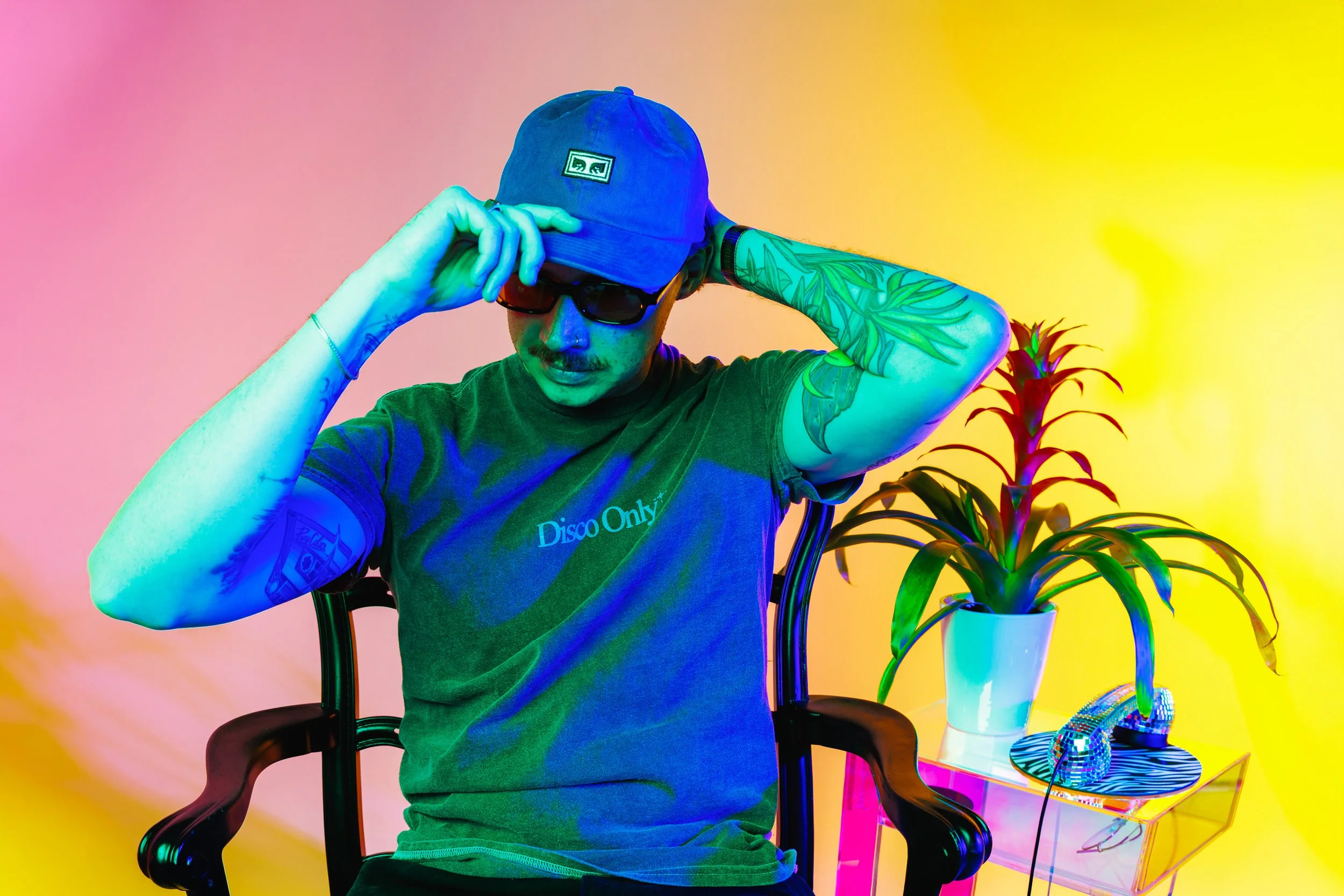 denver-photography-press-studio-pure-colors-blue-cap-adjustment-jessica-dnea-016.jpg