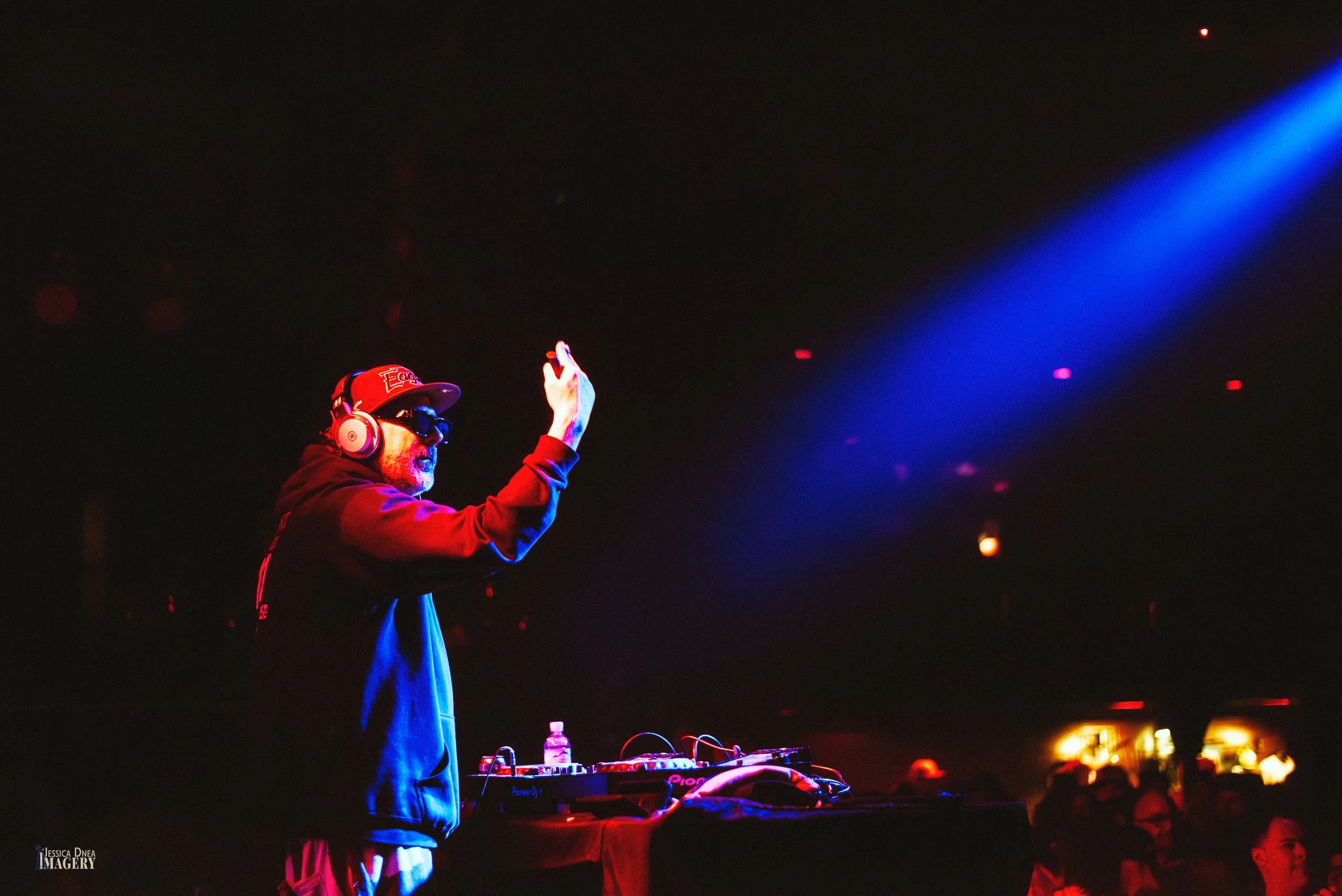 Denver live music photographer for artists, venues, promoters, and agencies—concert coverage across Denver and Colorado with fast delivery and press-ready files. 
Jessica Dnea Imagery