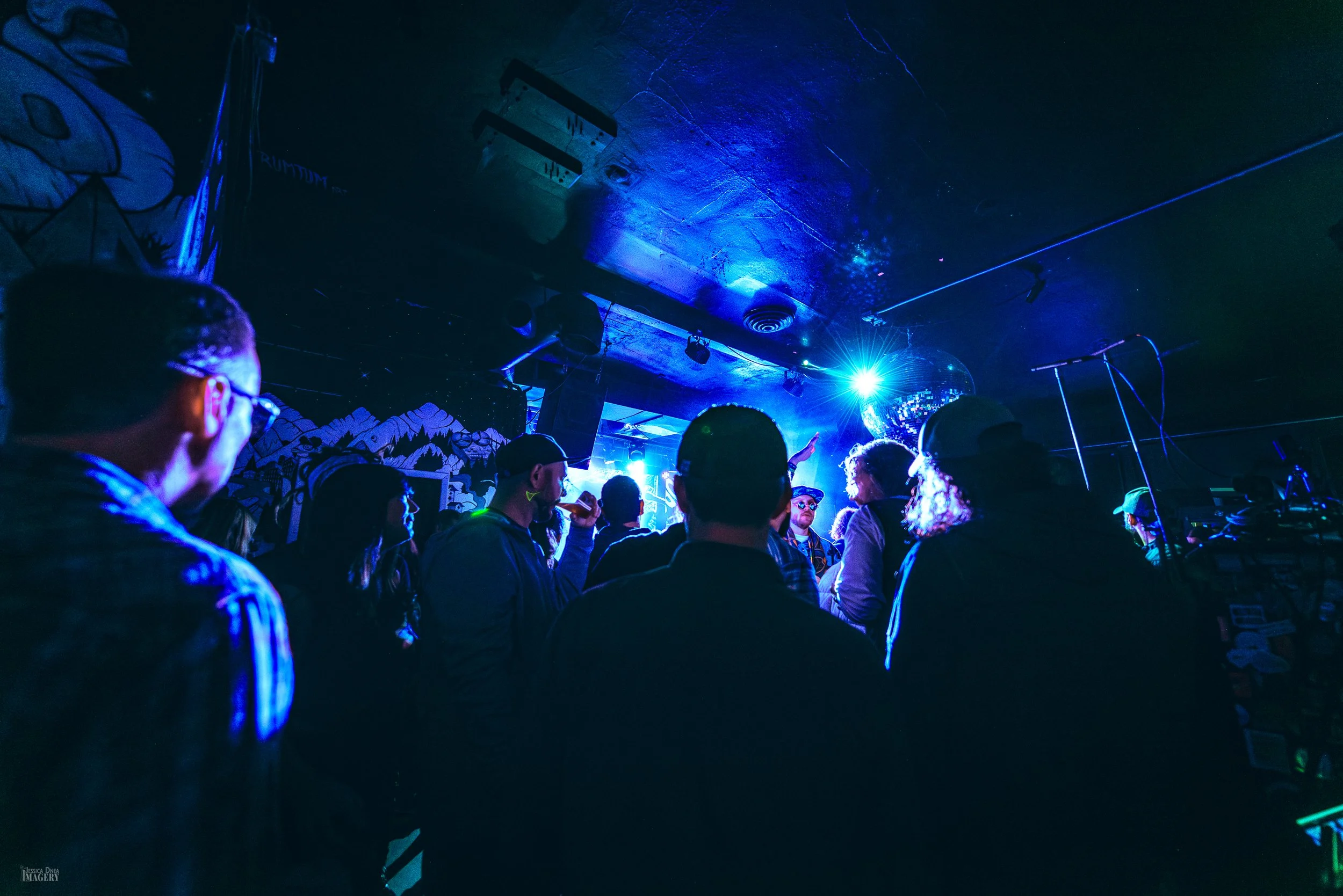 Concert photographer in Denver providing live show coverage for venues, touring artists, and management teams across Colorado, with consistent edits for web, social, and press use. 
Jessica Dnea Imagery