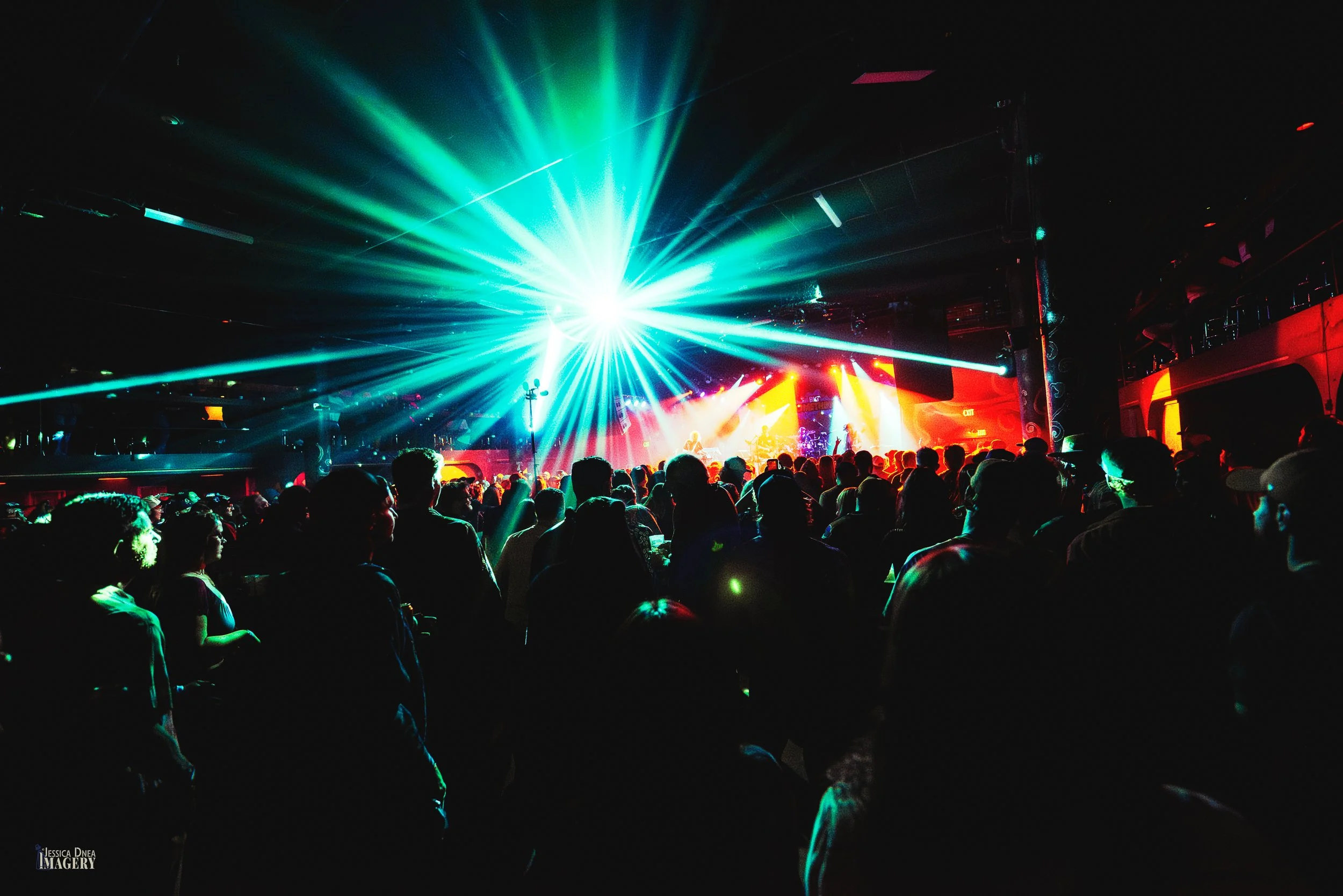 Denver live music photographer for artists, venues, promoters, and agencies—concert coverage across Denver and Colorado with fast delivery and press-ready files. 
Jessica Dnea Imagery