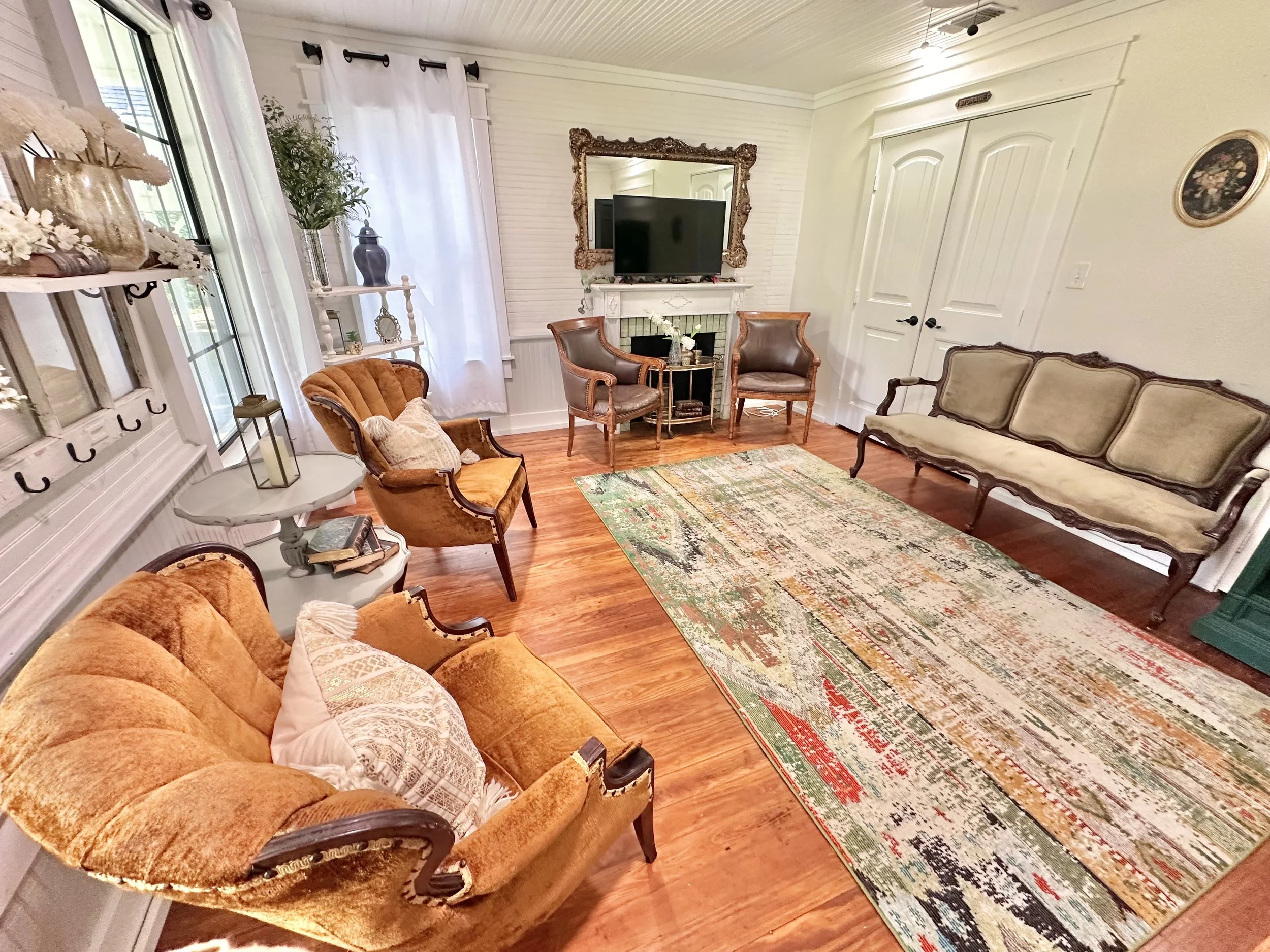 Groom Suite