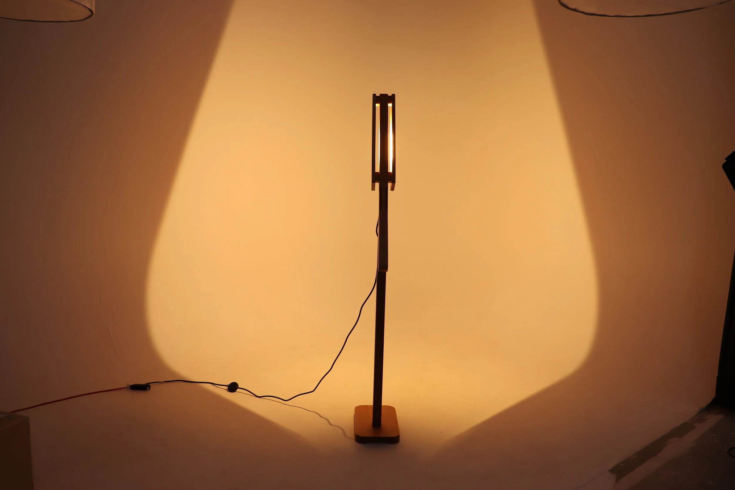 04 ARP Lamp cove curve copy.JPG