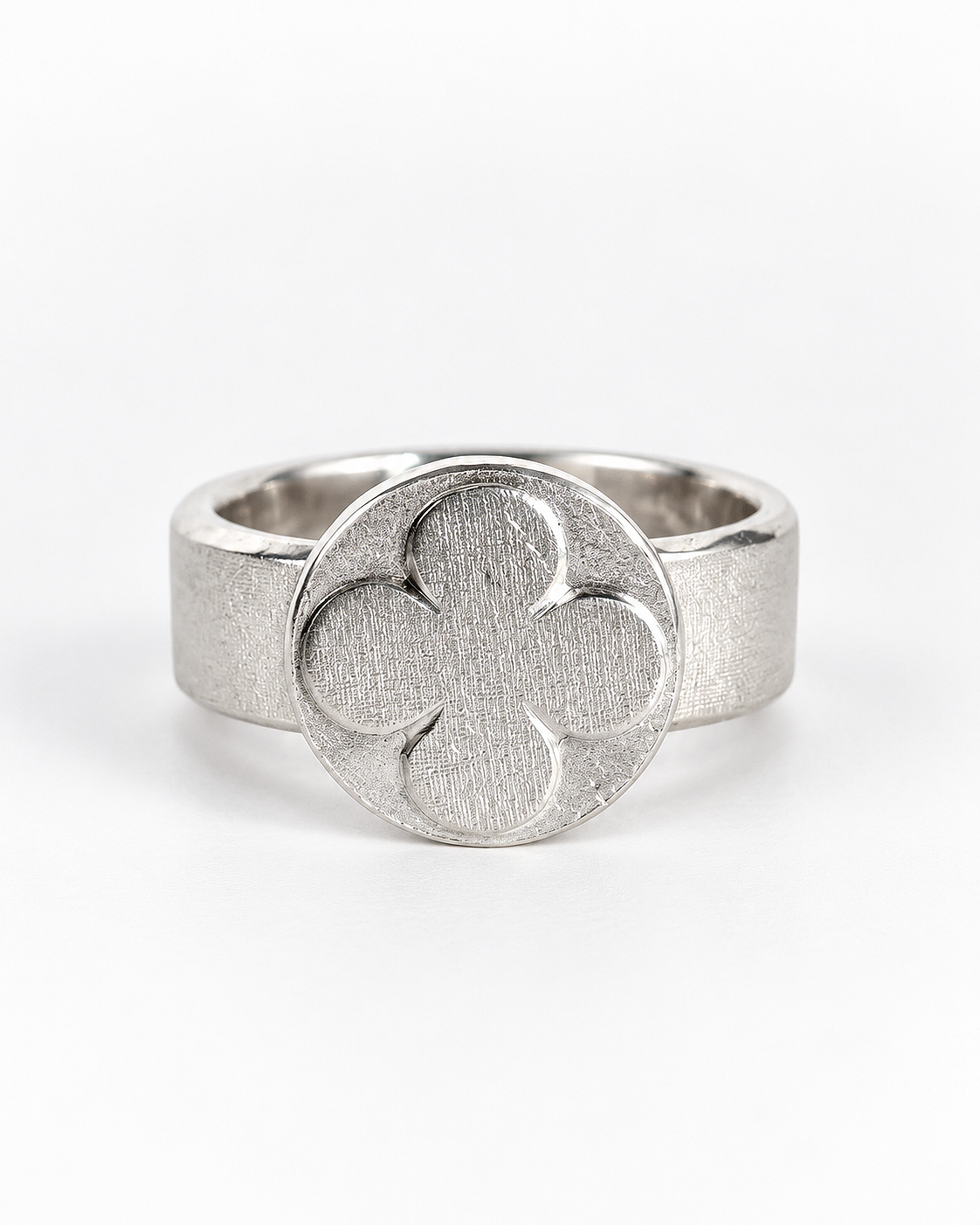 Crossings Roundel Ring - Front.png