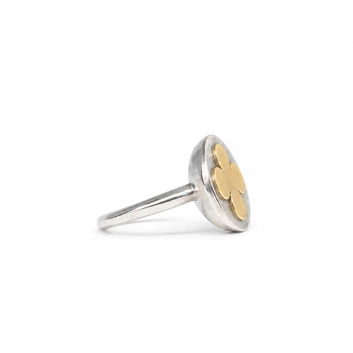 C5_Flat-Lid-Gold-Motif-Side.png
