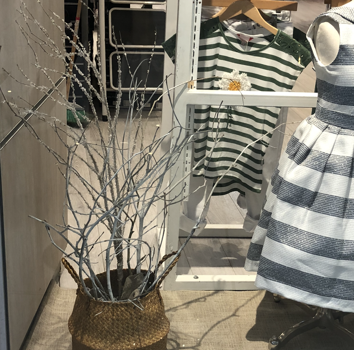 escaparatismo_panama_visual_merchandising_decoraciones.png