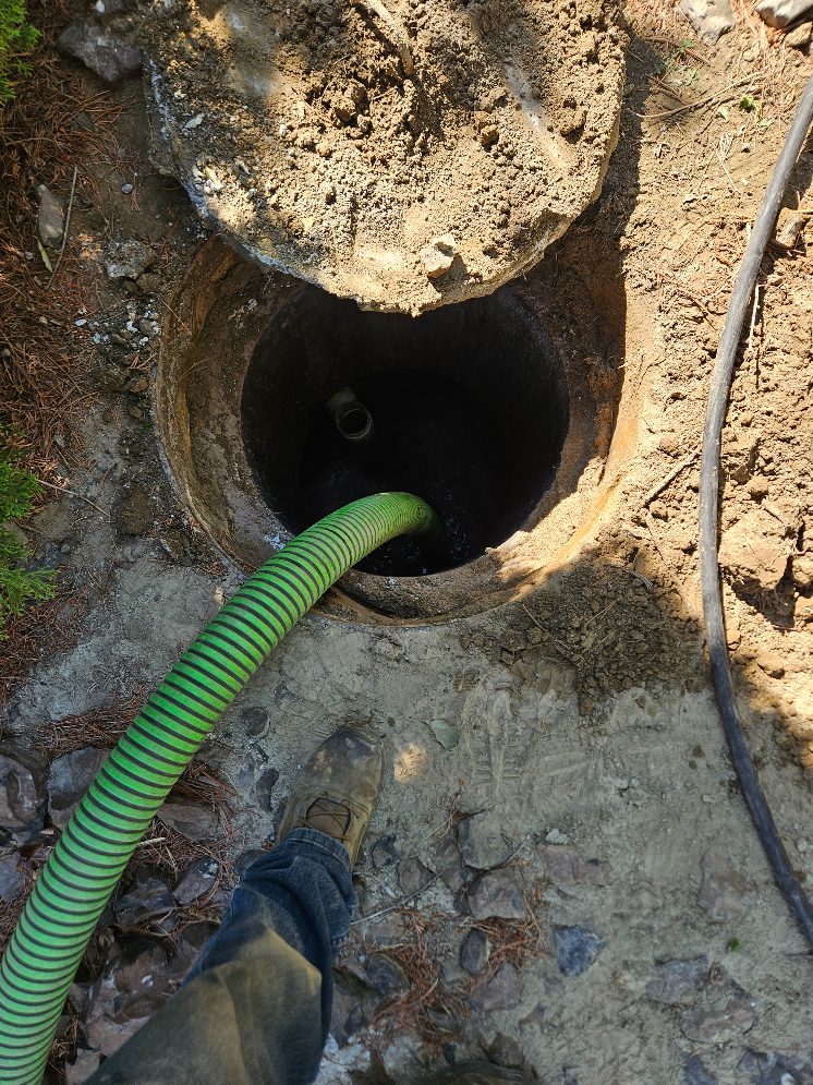 TOUCHET, WA SEPTIC PUMP WALT'S VISIT