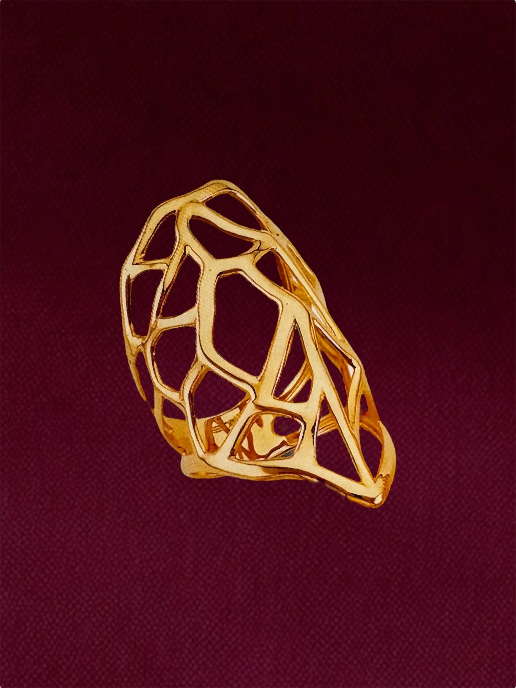 WOMENS RING