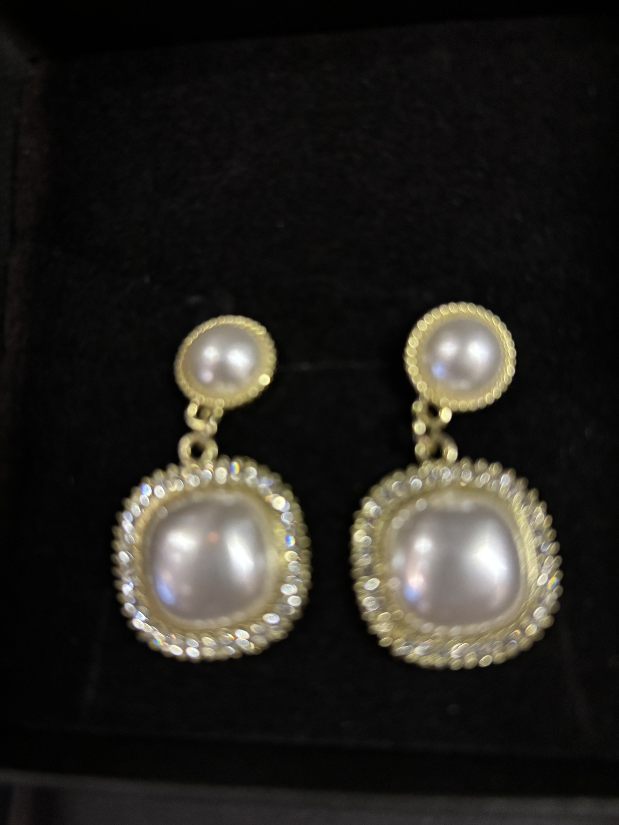 Pearl Earrings Outlined in Gold