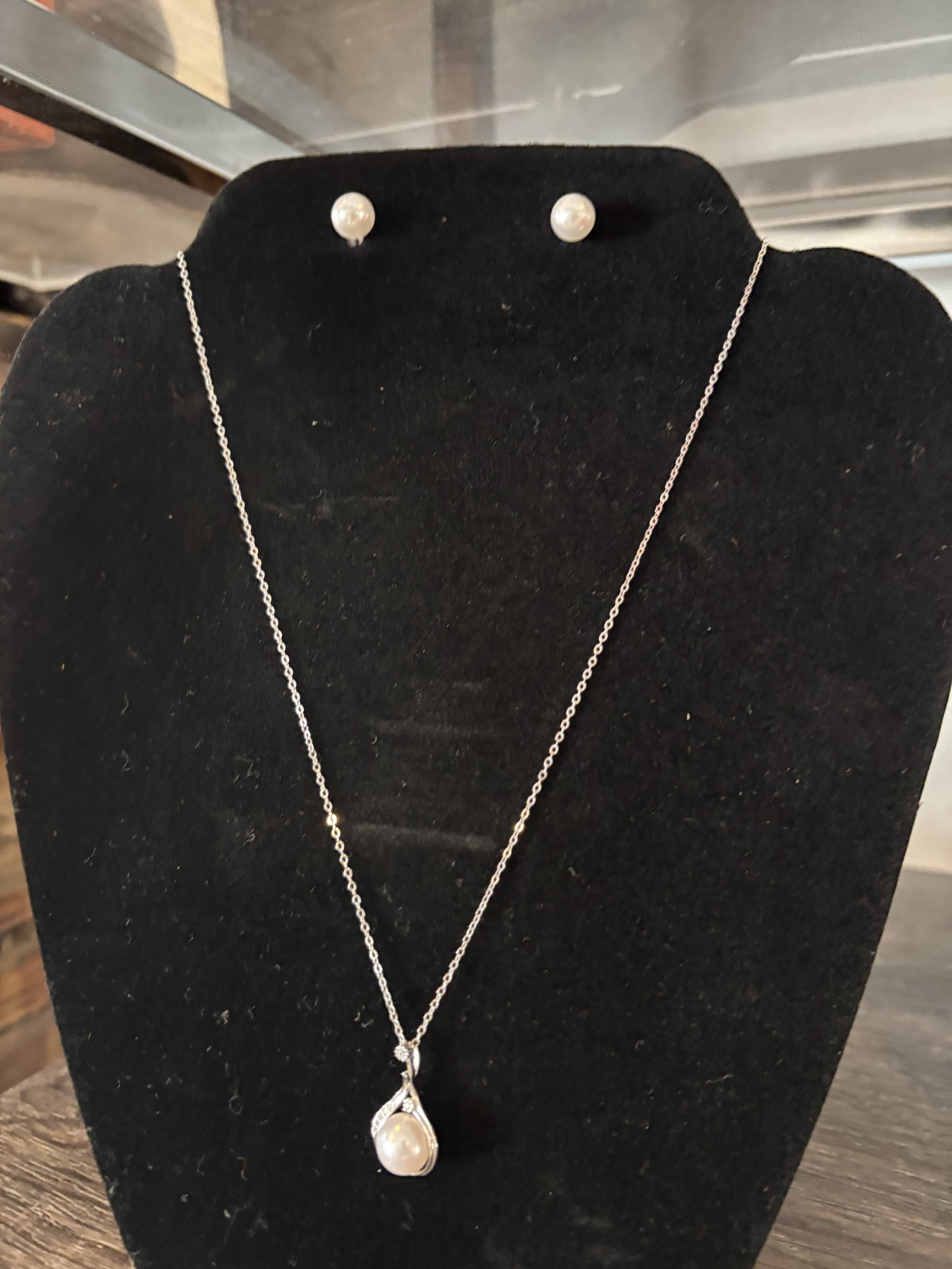 Pearl Jewelry Set