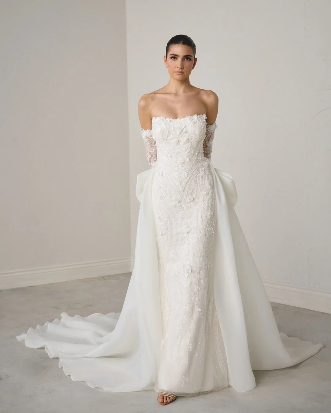 New Arrivals✨🤍💍
The loveliest, most dreamy gowns from Justin Alexander. 
We can&rsquo;t wait for our brides to fall in love. 💘
Which is your favorite? Comment below! 

Make it official and grab your appointment!
Call 📞 870-734-3244
Request online