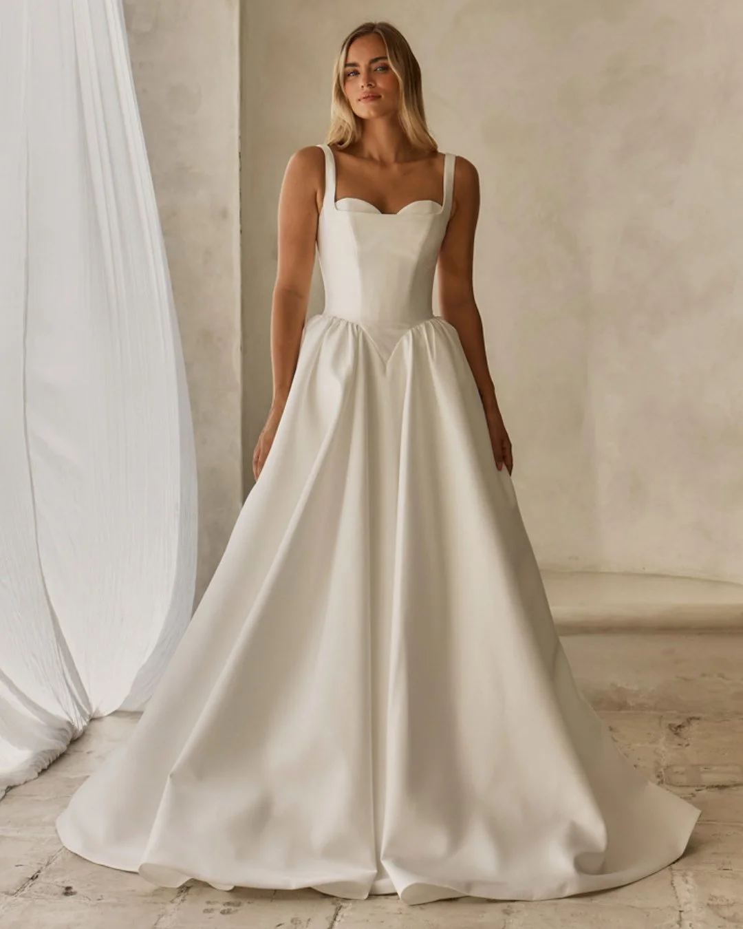 The New Arrivals from Madi Lane are bridal perfection! 🤌✨👰&zwj;♀️💍⁠
Ballgowns, fitted lace and all the sleeve details. We cannot get enough! Which one is your favorite bridal look? ⁠
⁠
Consider this your nudge before someone else grabs your spot!⏳