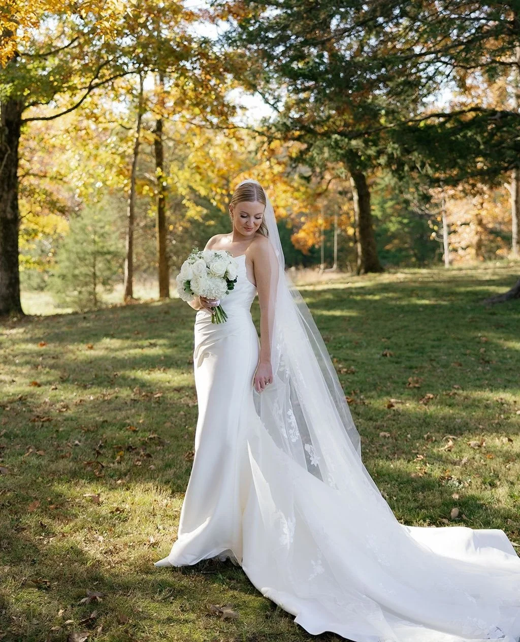 ⁠✨ Bride Spotlight✨⁠
Maggie, you were such a stunning bride! 🤍 We loved being part of your journey to finding *the* dress and seeing your vision come to life. Wishing you endless love and joy in this next beautiful chapter. ⁠
⁠
Photography @shaneydo