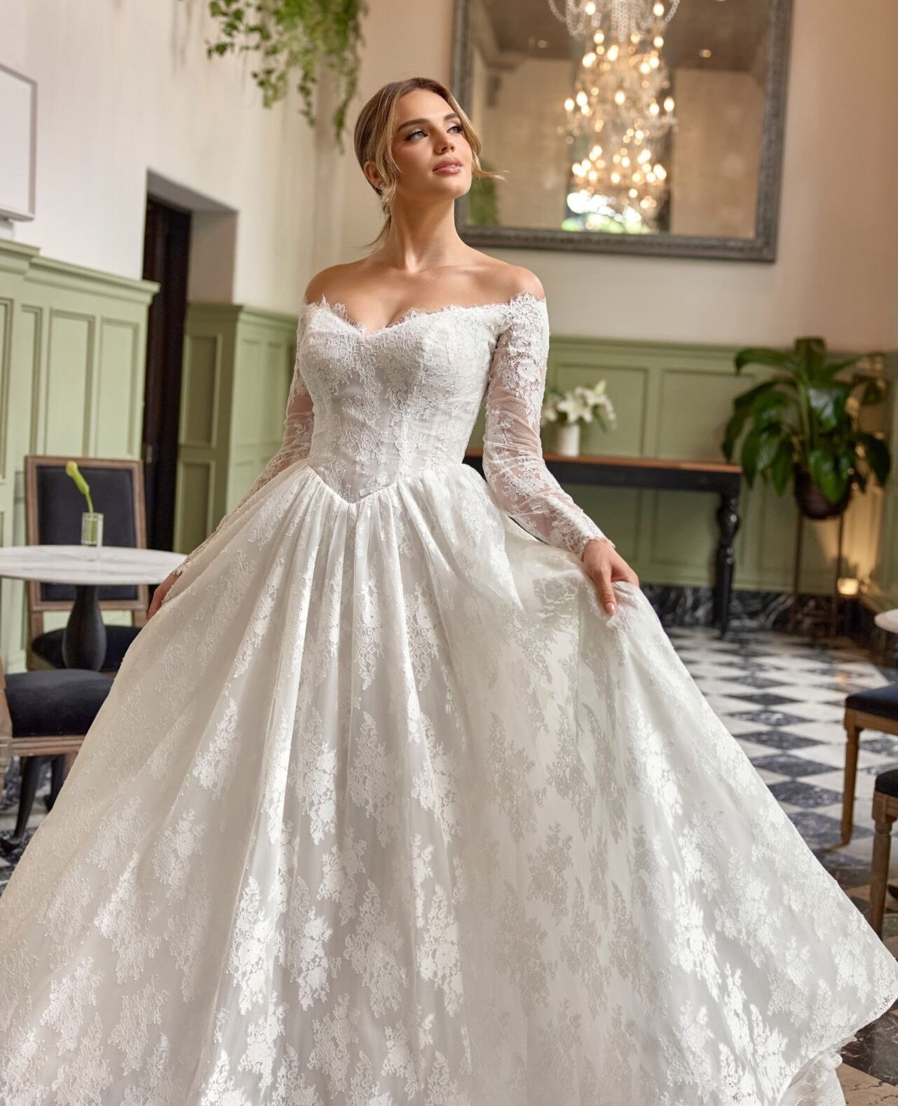 Lace is having *another* moment &mdash; and we&rsquo;re so here for it. ✨ ⁠
From soft floral details to bold vintage-inspired patterns, full lace gowns are back and bringing all the romance. There&rsquo;s just something timeless about lace that feels