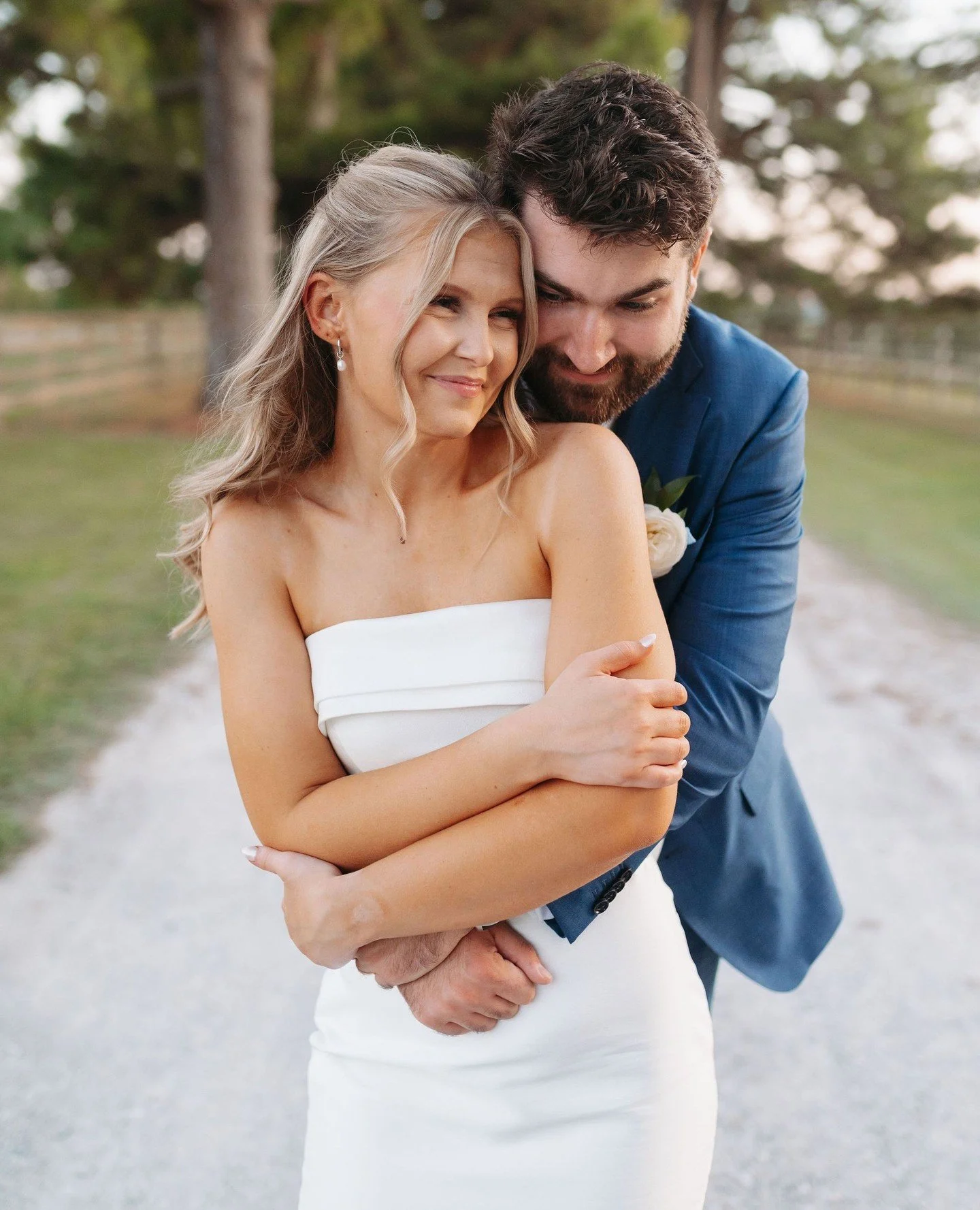 ✨ Bride Spotlight✨ ⁠
⁠
Henley, you are the picture of radiant, joyful bride energy. ✨ Thank you for being a Low&rsquo;s Bride and letting us be a small part of your beautiful love story. 🤍⁠
⁠
photo: @ac.photography.co