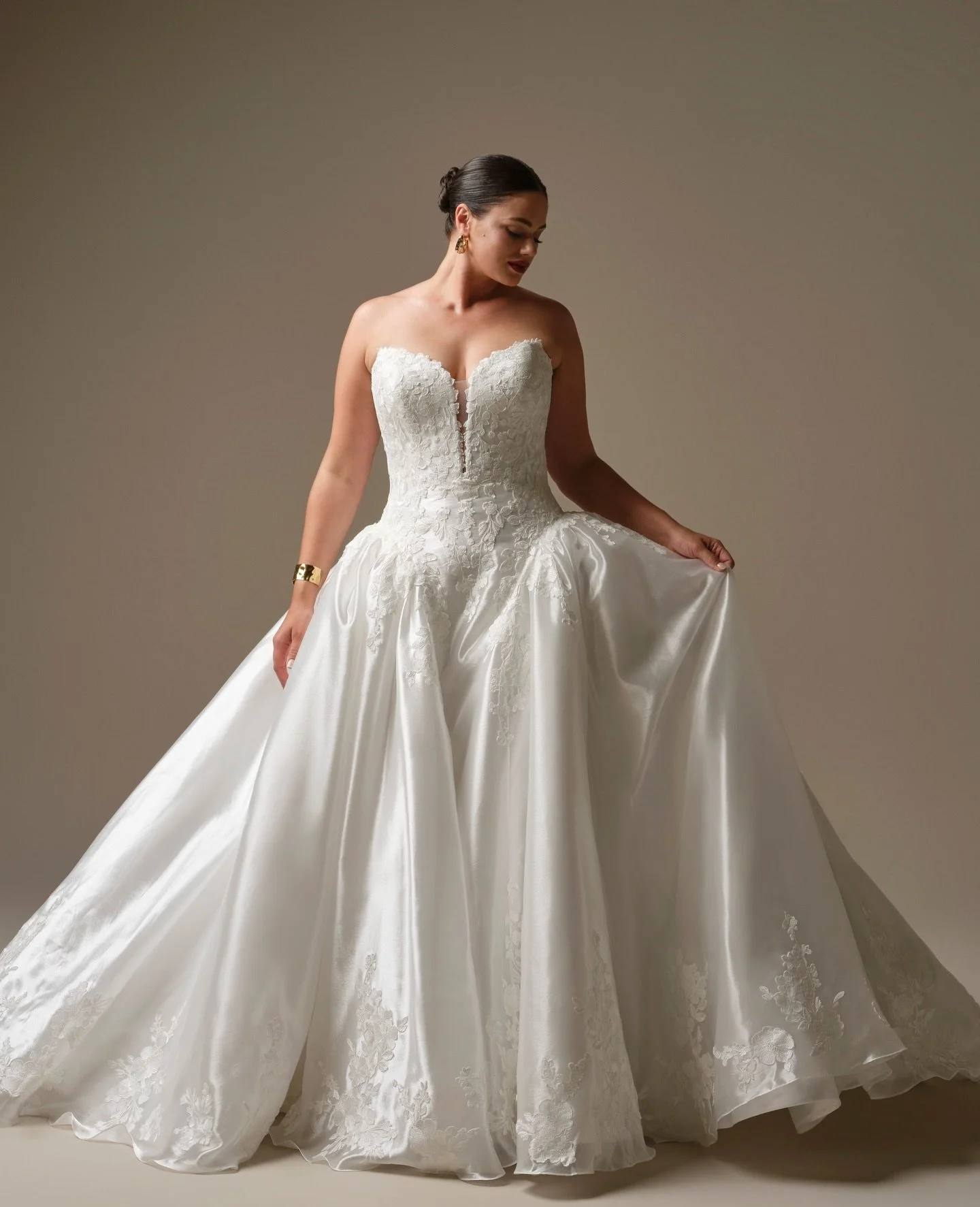 💃 Volume, texture, curves, sweeping trains! ✨ Whether it&rsquo;s an overskirt moment or layers that move like magic, these dresses were made for the  bride who love to make an entrance&mdash;because ordinary just isn&rsquo;t a vibe!⁠
⁠
Make it offic