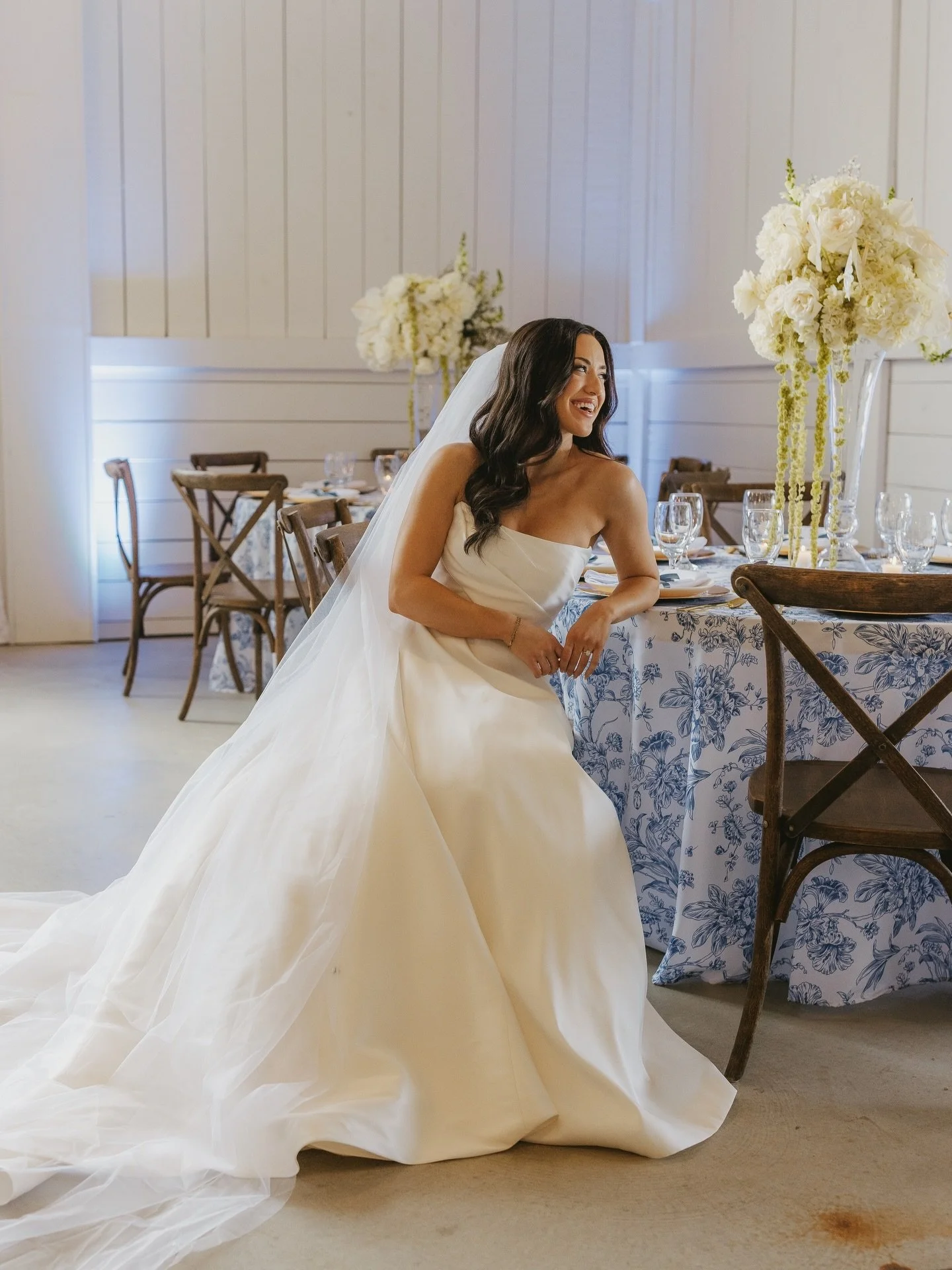 ⁠💖 We&rsquo;re so in love 💖 with this stunning styled shoot at @jamestownranchweddings from @keephotographyyy⁠ and @bjaneevents⁠
⁠
Styled shoot vendors:⁠
Venue: @jamestownranchweddings⁠
Coordination: @bjaneevents⁠
Photography: @keephotographyyy⁠
De