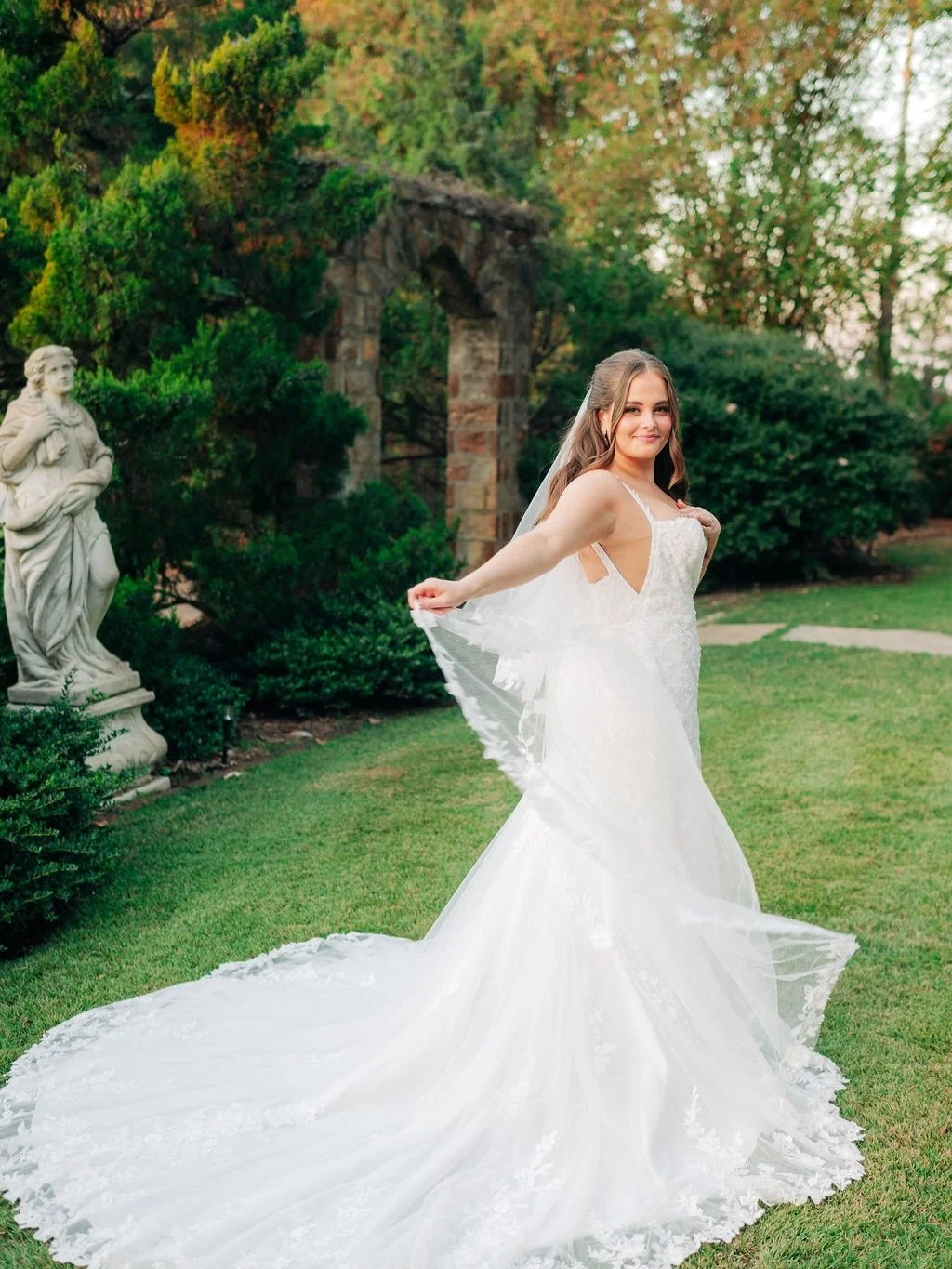✨Bride Spotlight⁠✨⁠
⁠
Radiant, kind, and absolutely breathtaking &mdash; Claire was a dream in her gown 🤍 We&rsquo;re so grateful she chose to be a Low&rsquo;s Bride and shared her beautiful love story with us. 💓💞💕⁠
⁠
photography: @sydneyslighh⁠
