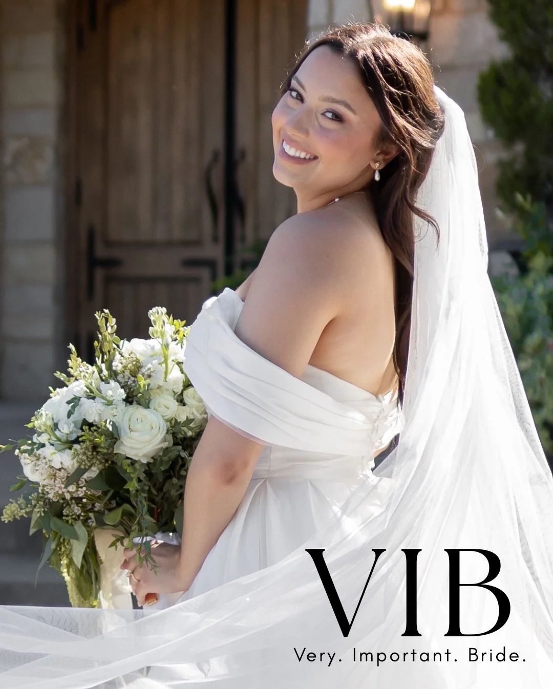 ✨Join the VIB list (Very Important Bride)!✨⁠
Join our insider list for first access to new arrivals, special sales, and behind-the-scenes bridal fun you&rsquo;ll love 👰&zwj;♀️💍💫⁠
⁠
Follow this link to sign up! lowsbridal.com/become-a-vib⁠
⁠
Photog