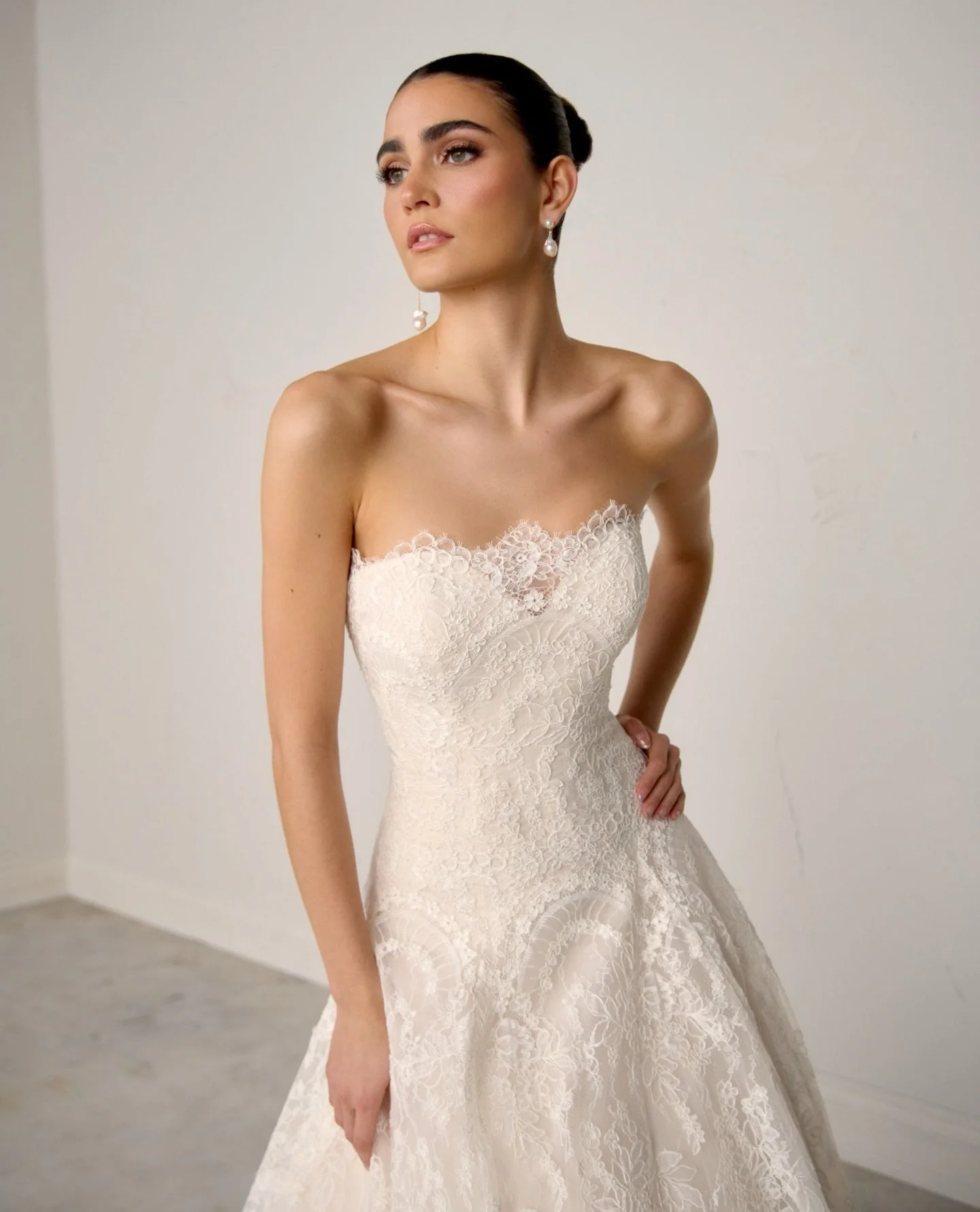 From bold silhouettes and rich fabrics to intricate beadwork and couture-level details, Justin Alexander Signature is made for the modern, fashion‑forward bride who loves to turn heads 🤍✨ @justinalexandersignature 
⁠
📞 Call  870-734-3244⁠ ⁠
✉️ Requ