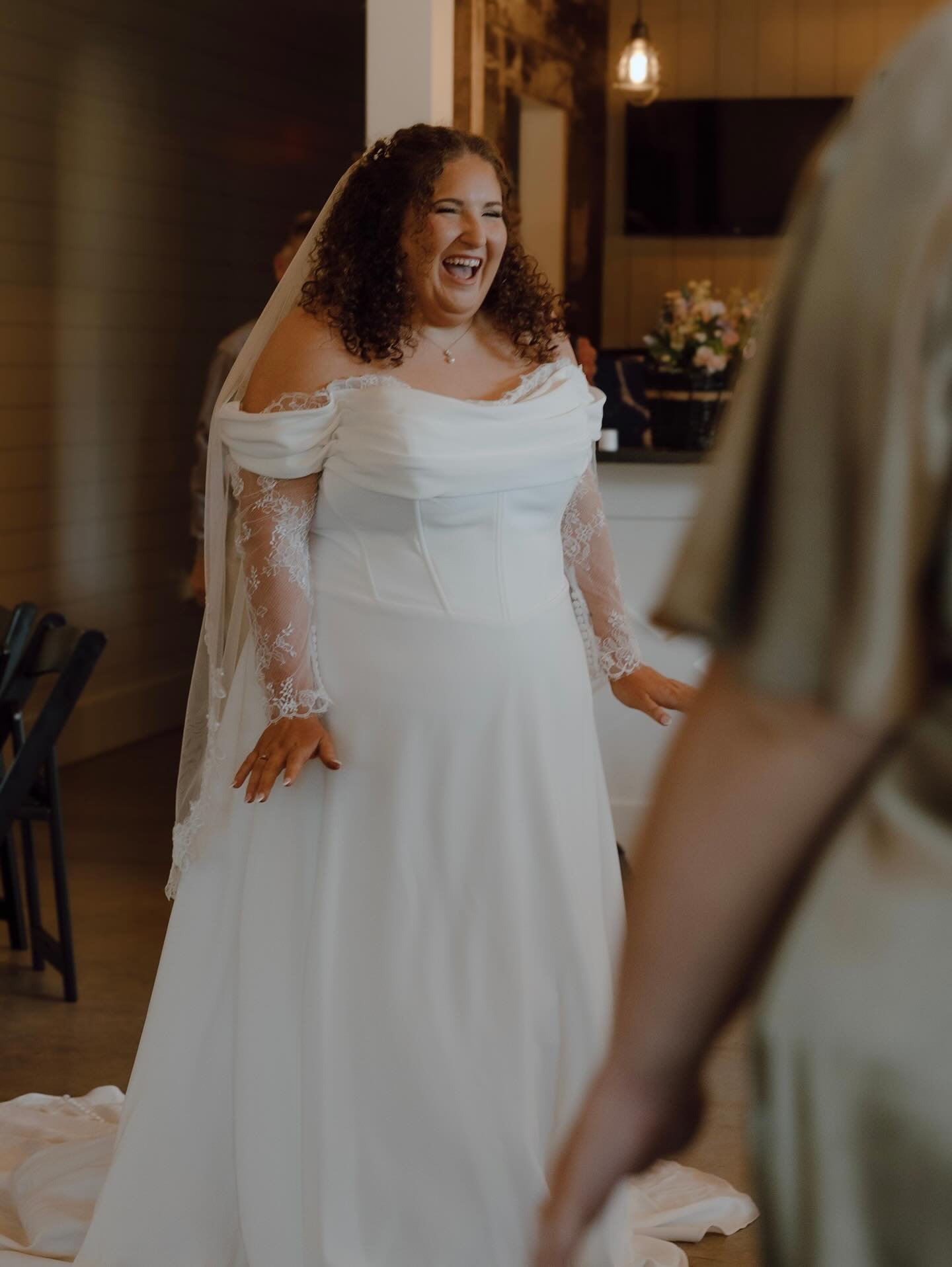 ✨Bride Spotlight✨⁠
⁠
Congratulations to our radiant bride, Allie! ✨ You were absolutely stunning, and it was such a joy to be a part of your special day. Wishing you a lifetime of love and happiness! 💕👰⁠
⁠
Photography @kayleagracephotography⁠
Venue