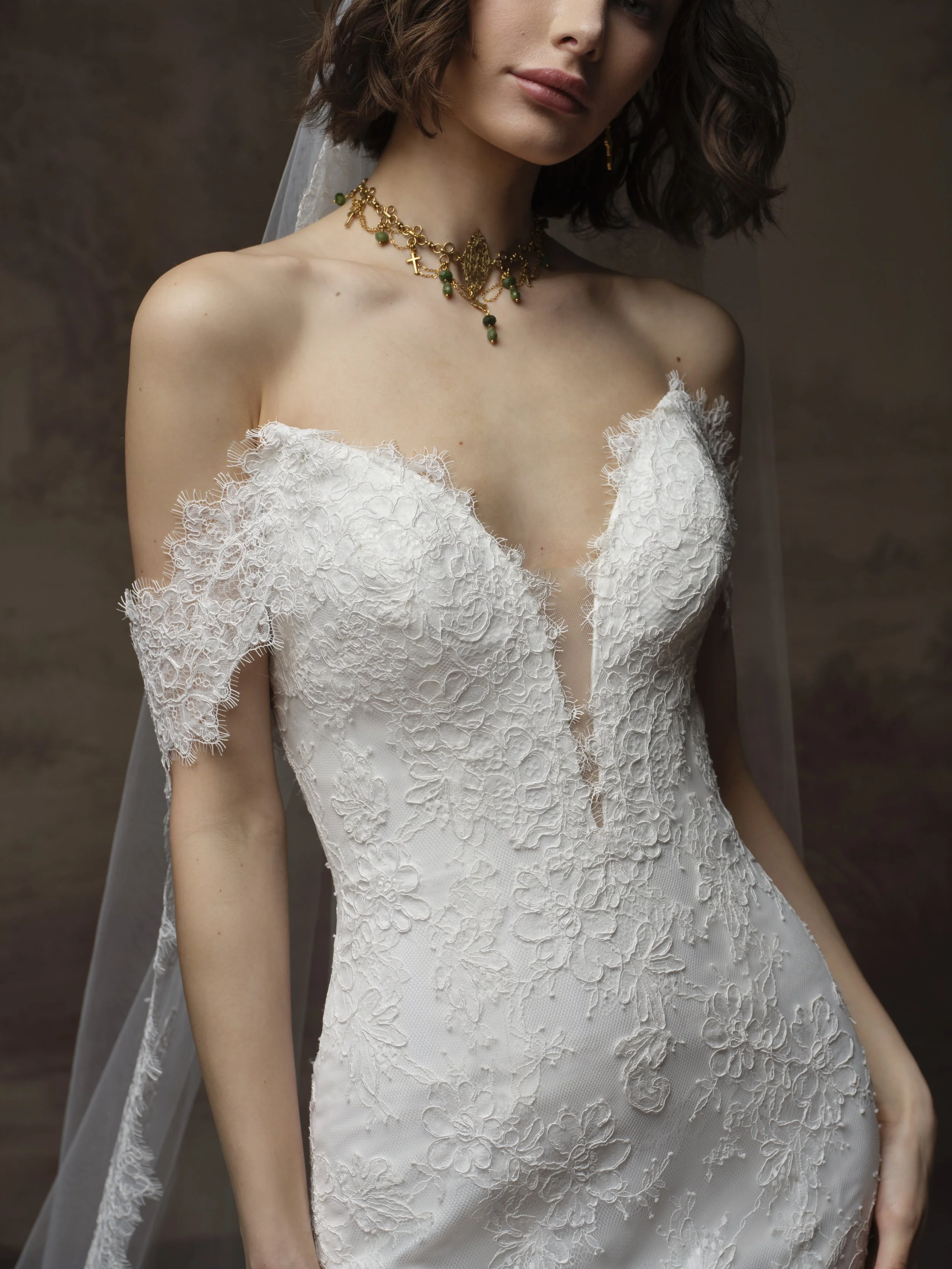 Sottero-and-Midgley-Sauvignon-Fit-and-Flare-Wedding-Dress-F6SK214A01-Alt54-IV002-uncropped.jpg