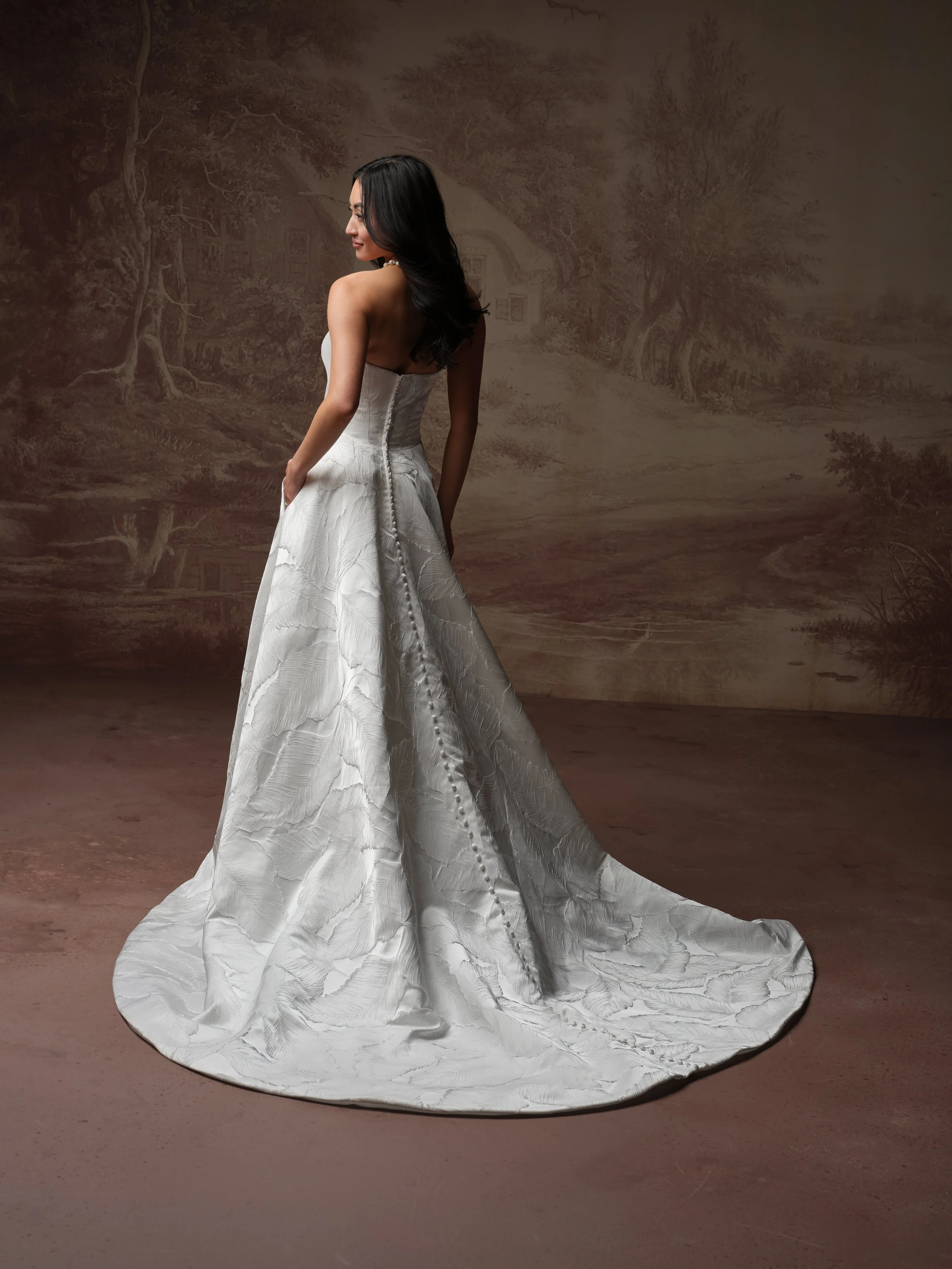 Maggie-Sottero-Morganna-A-line-Wedding-Dress-F6MK125A01-Alt52-IV002-uncropped.jpeg