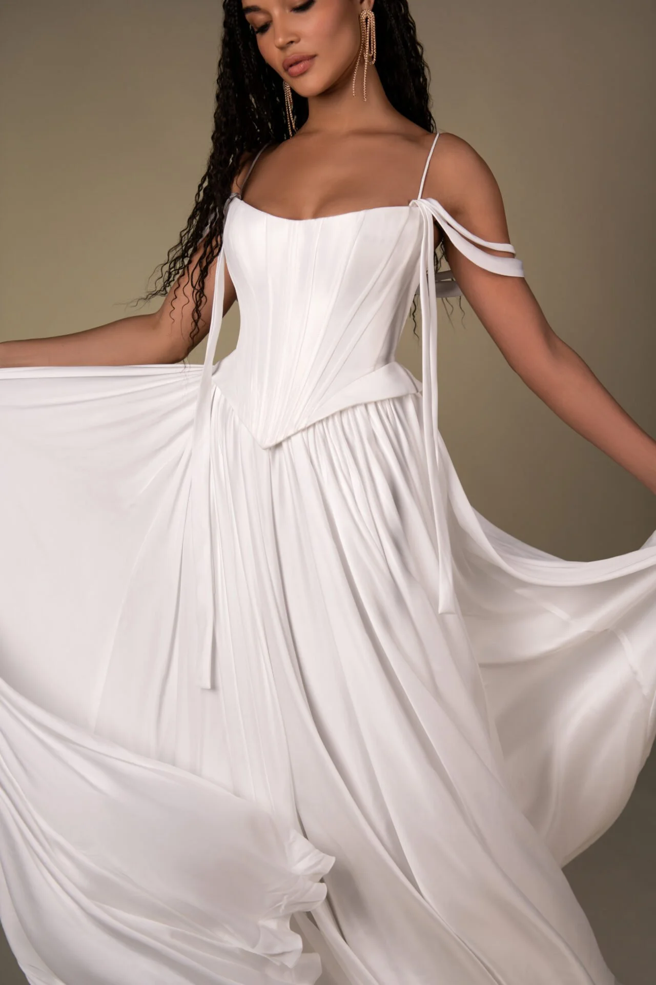 Structured Basque Waist