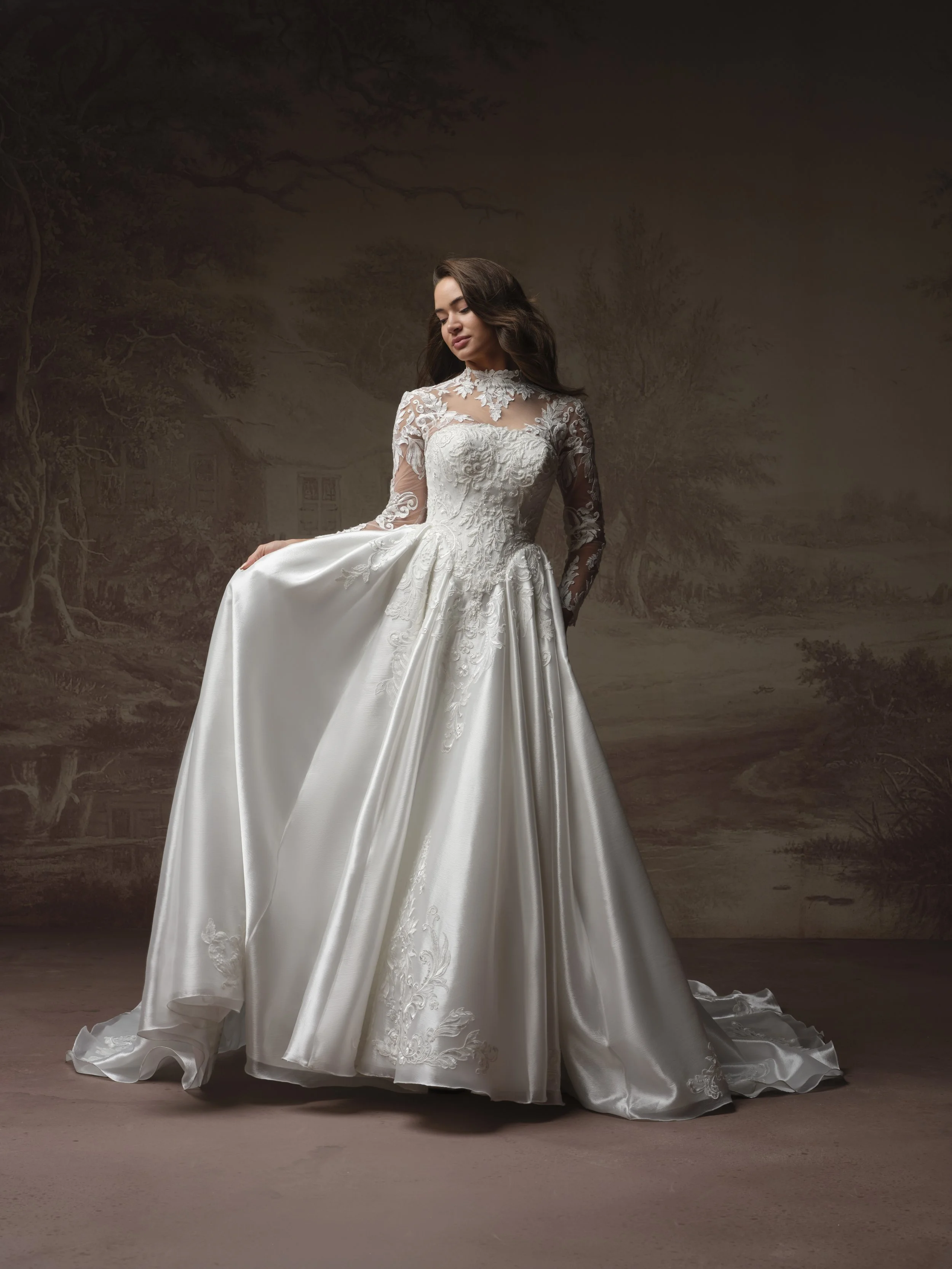 Maggie-Sottero-Dahlia-Ballgown-Wedding-Dress-F6MS049A01-Alt52-DW002-uncropped.jpg