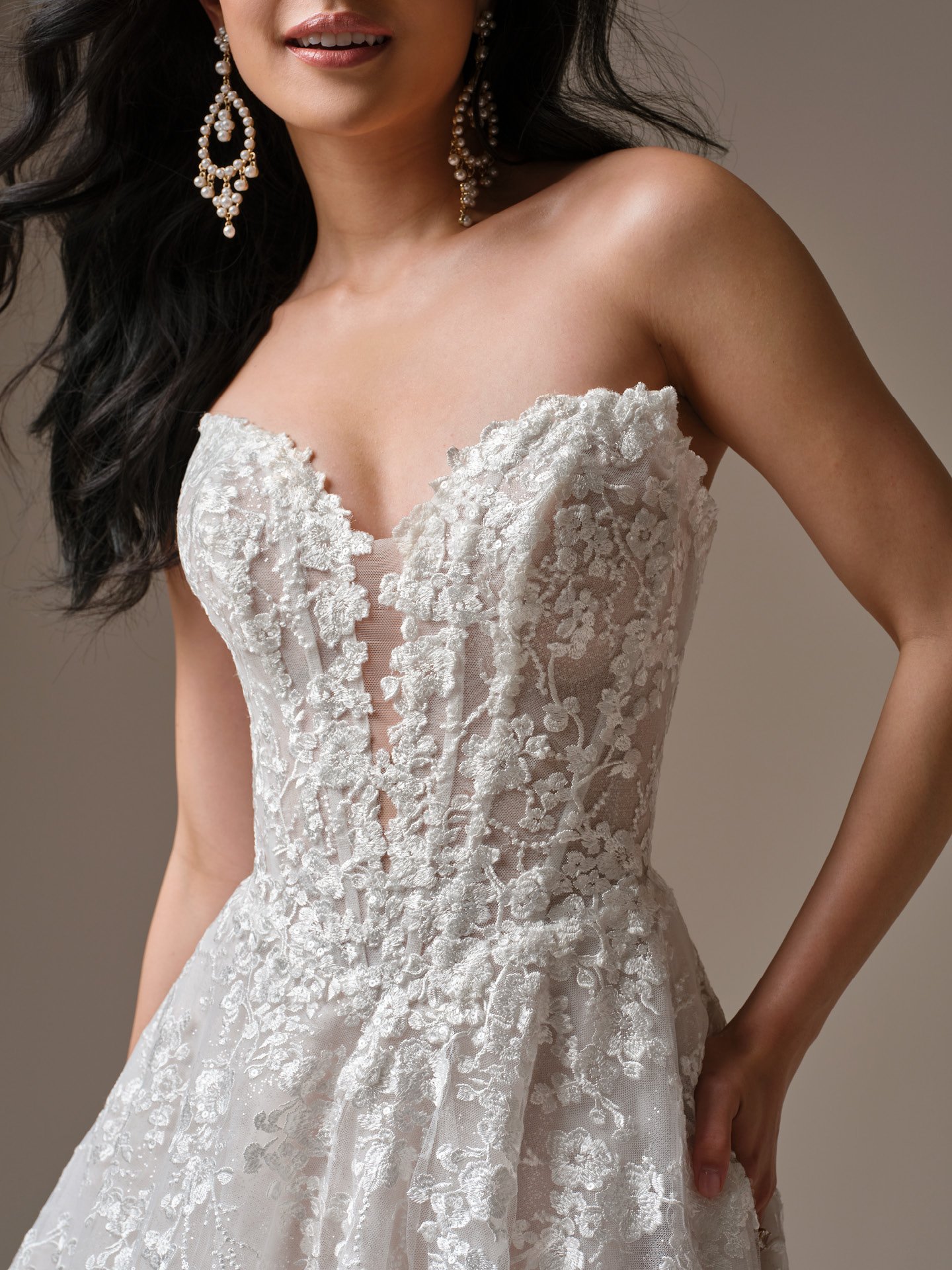 Maggie-Sottero-Memphis-Ballgown-Wedding-Dress-26MS450A01-Alt51-IV066.jpg