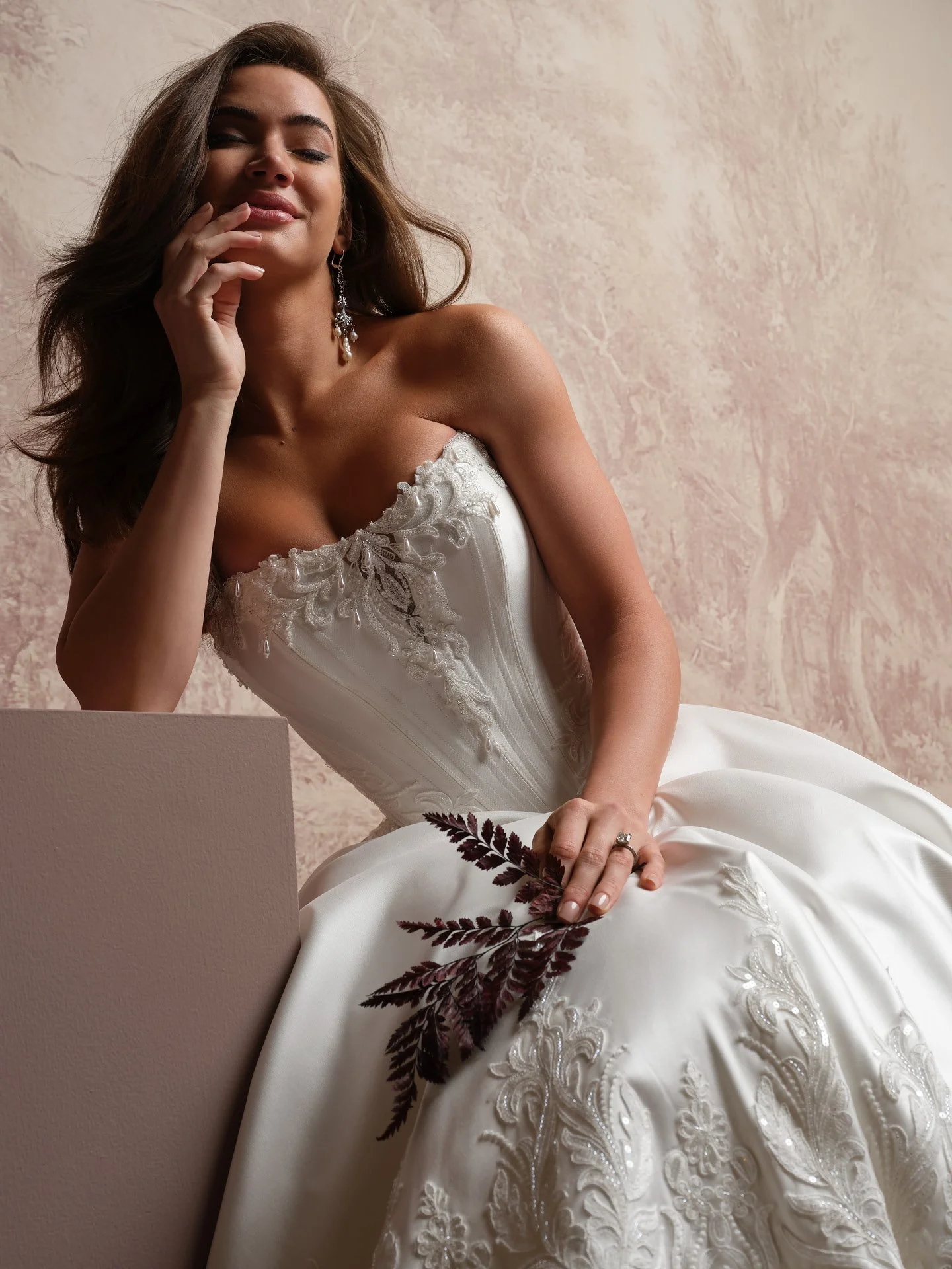 Sottero-and-Midgley-Sandrine-Ballgown-Wedding-Dress-F6SZ070A01-Alt63-IV002.jpg