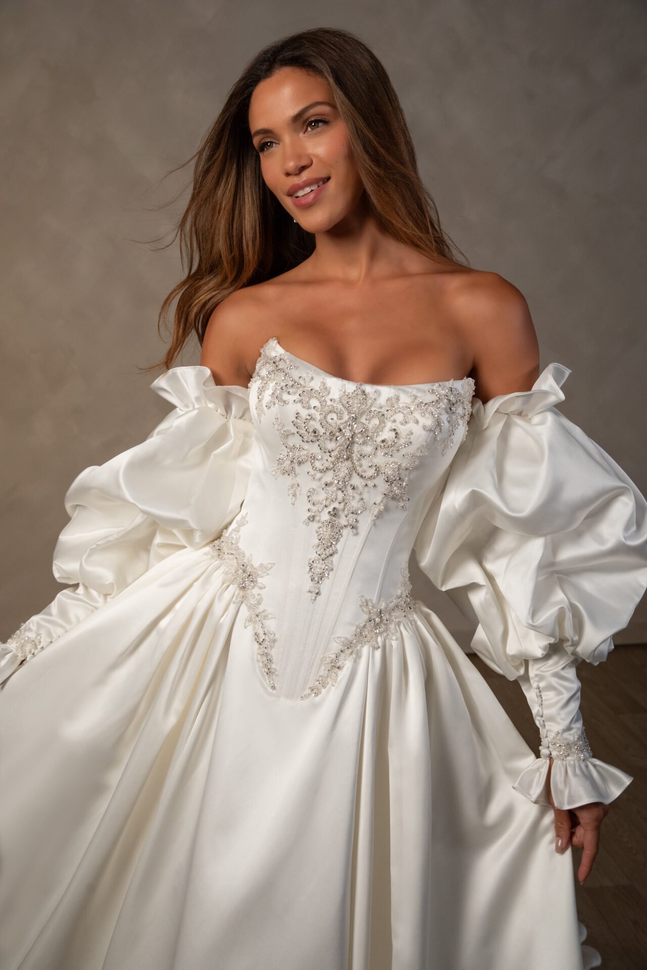 D4637-S26-CAT-ESS-06-1280x1920.jpg
