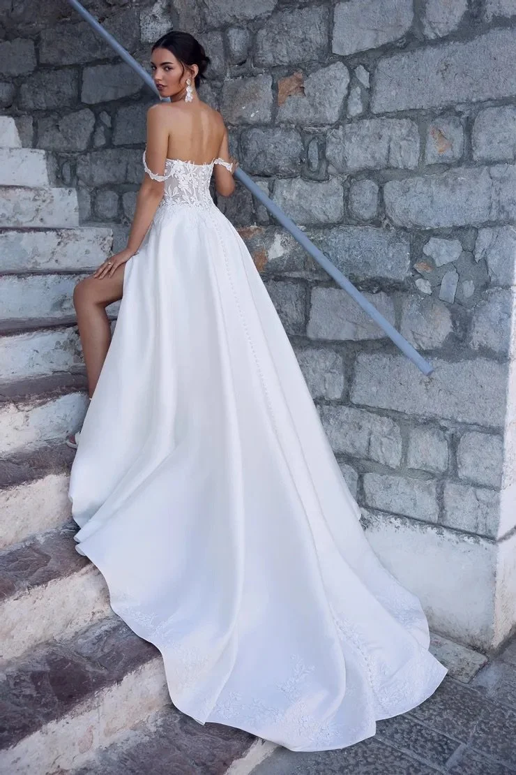 Off the Shoulder Aline