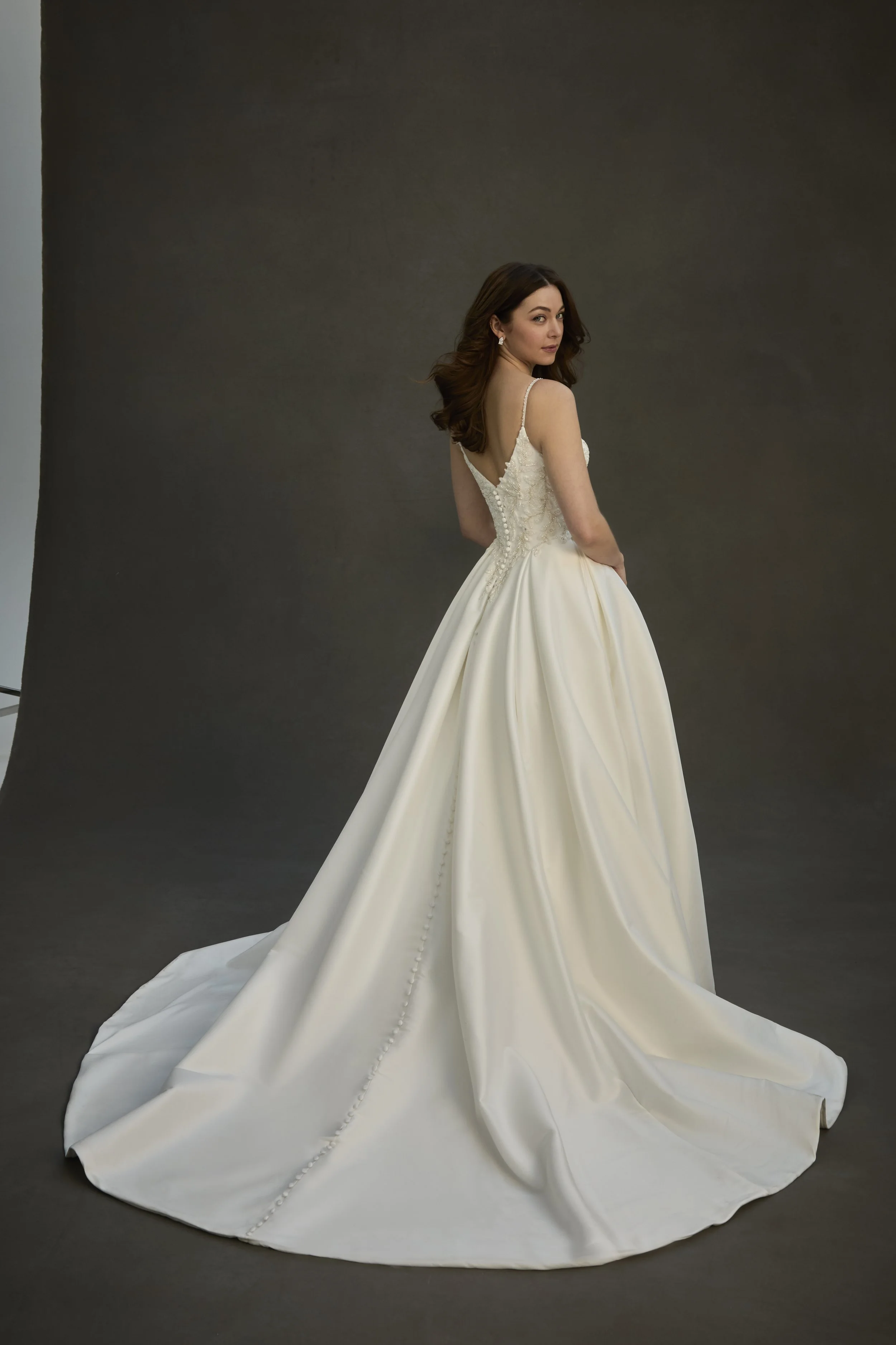 MJ1299-Studio-03.jpg