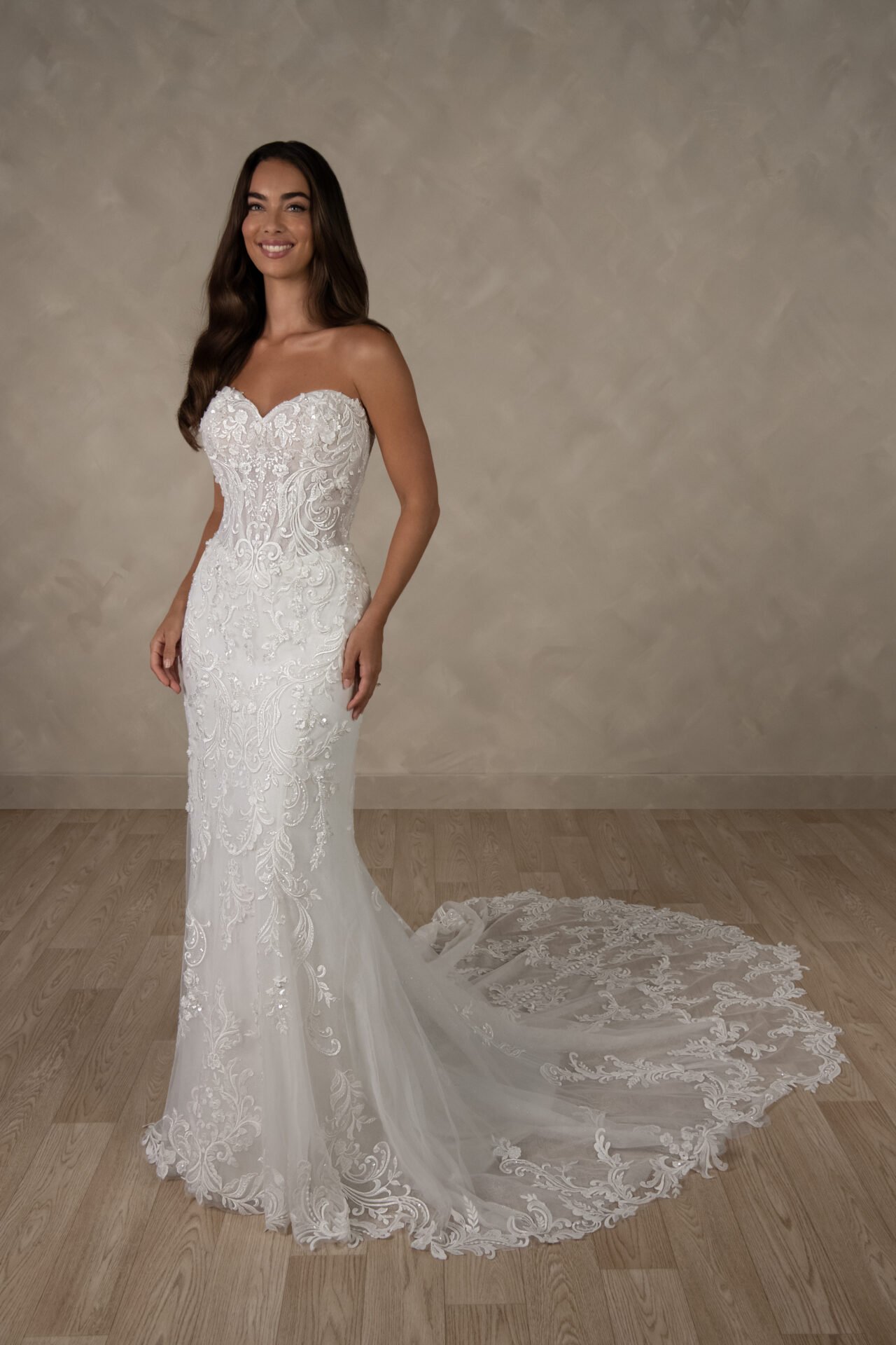 D4625-S26-CAT-ESS-01-1280x1920.jpg