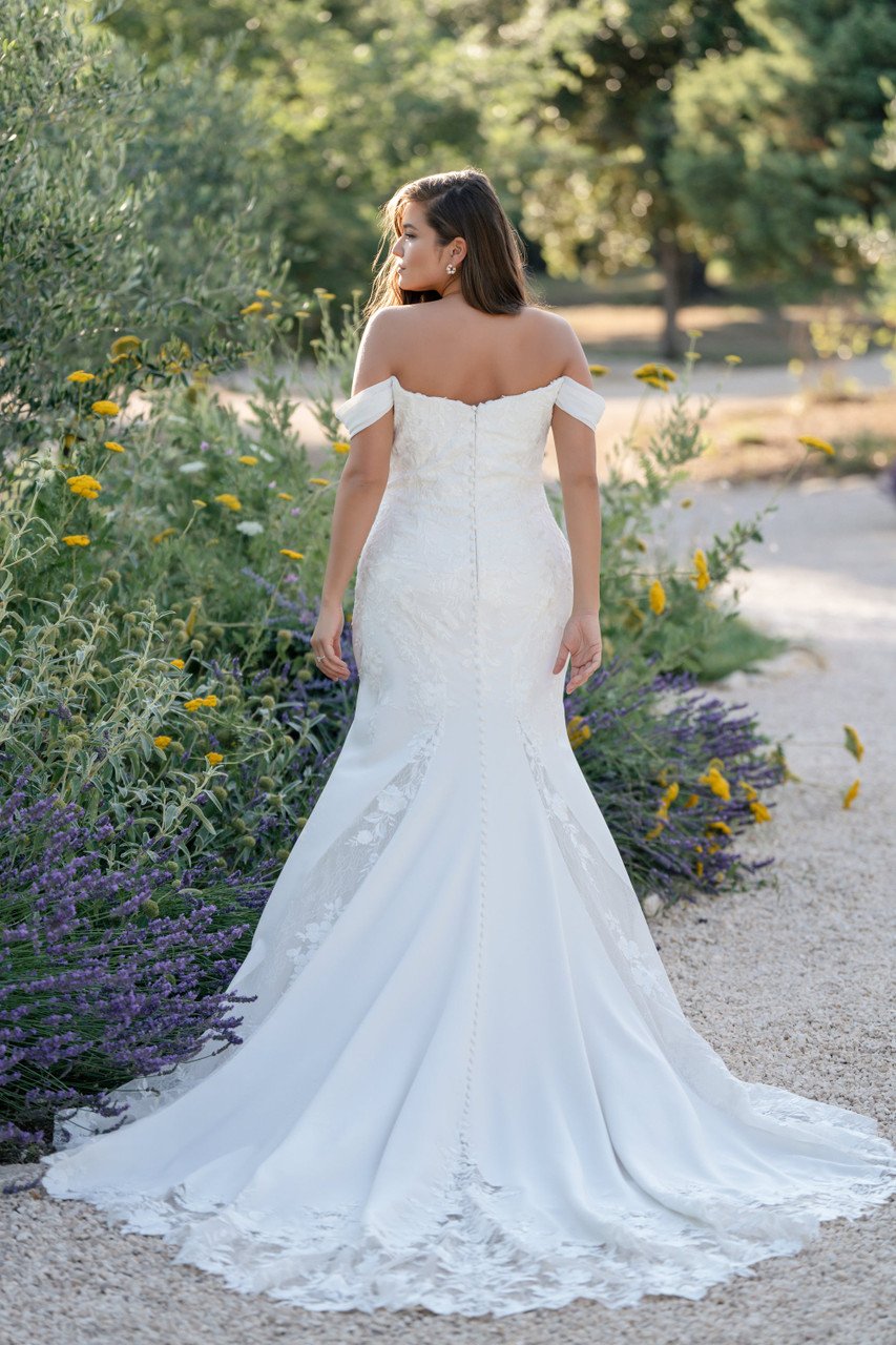 Allure Bridals - Allure Womens