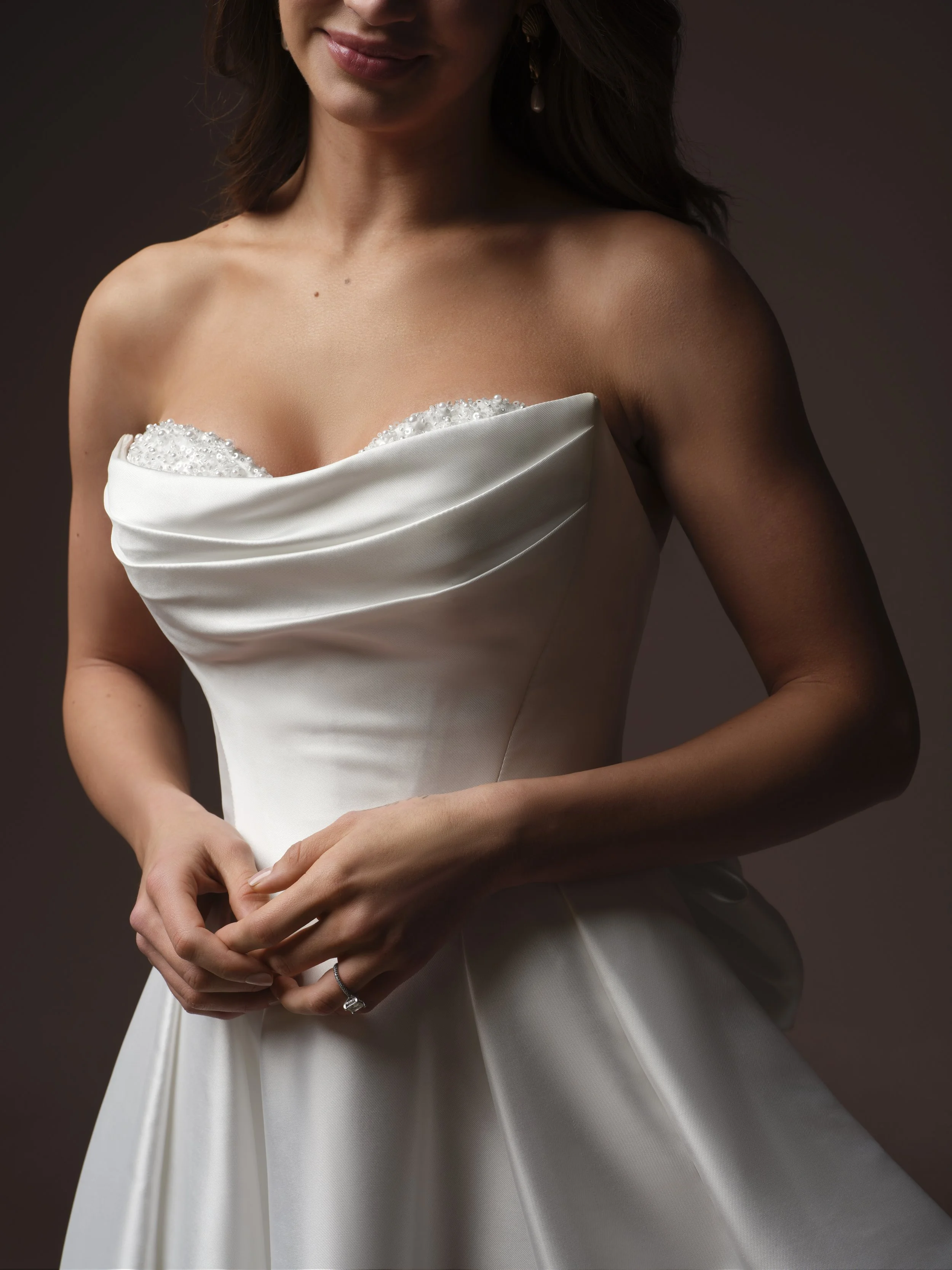 Rebecca-Ingram-Joanie-Ballgown-Wedding-Dress-F6RK126A01-Alt51-IV002-uncropped.jpg