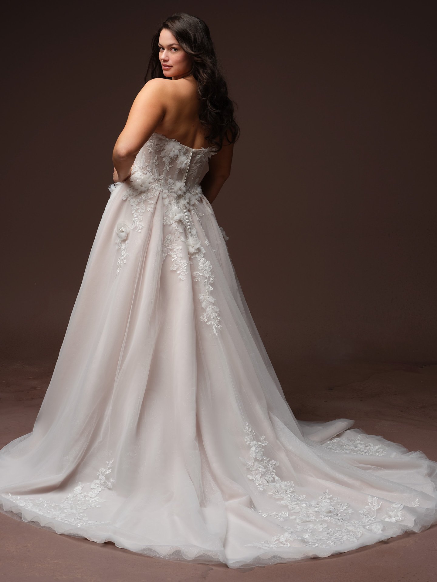 Rebecca-Ingram-Fleur-Ballgown-Wedding-Dress-F6RK098A01-Alt44-IV052-Curve.jpg