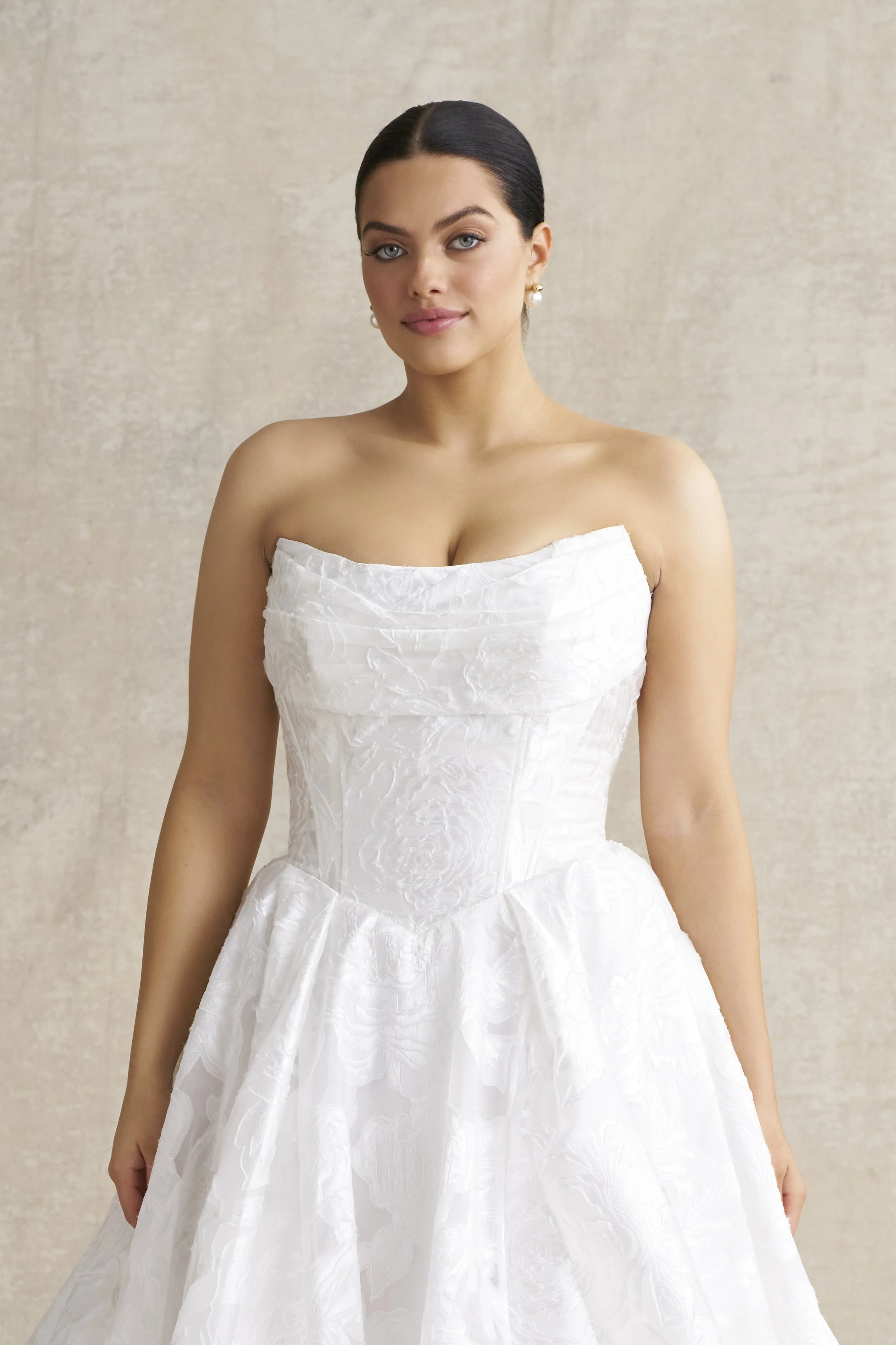 MJ1278L-Ivory-Studio-02.jpg