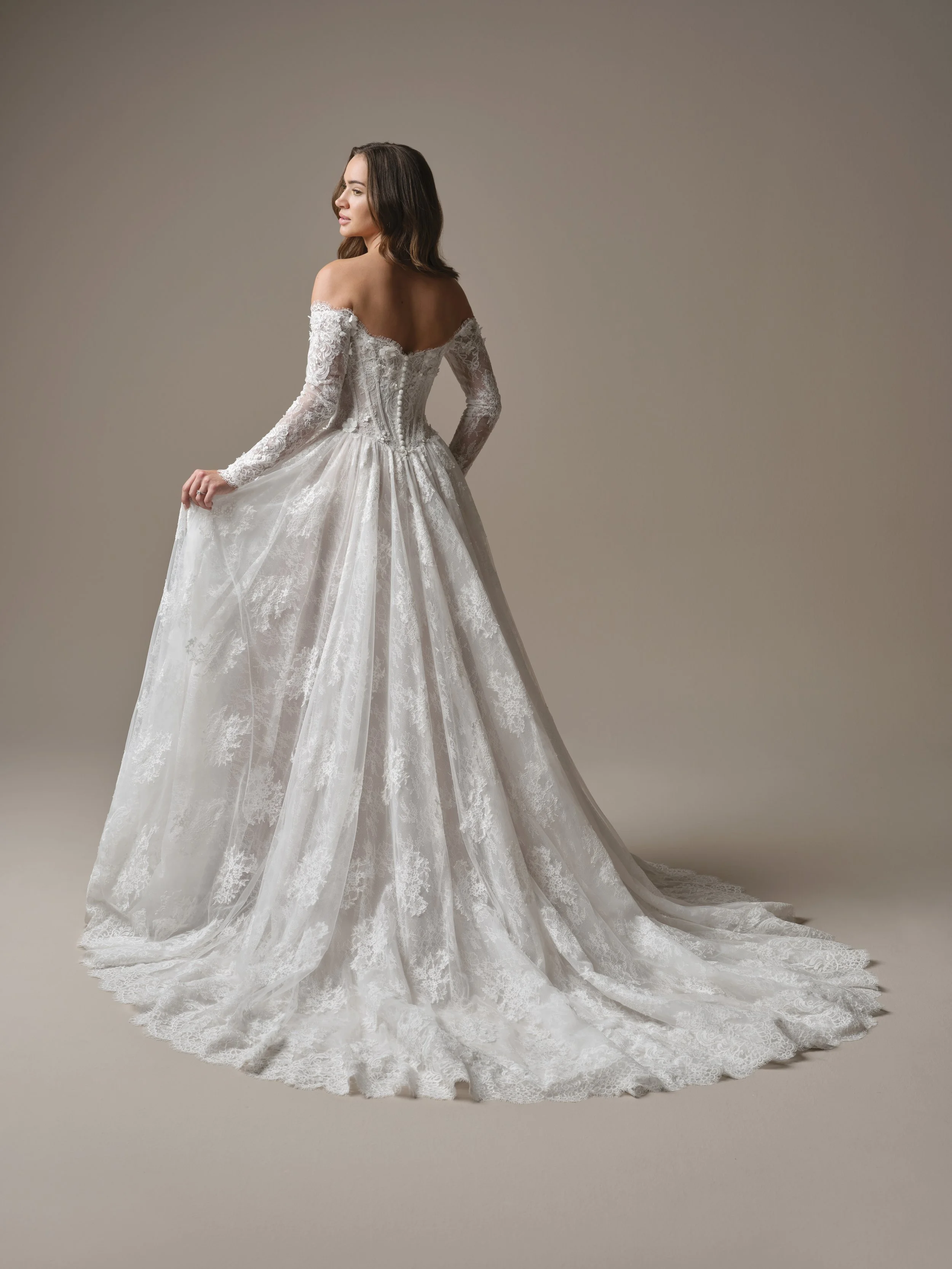 Maggie-Sottero-Kitaro-Ballgown-Wedding-Dress-26MB385A01-Alt52-IV052-uncropped.jpg