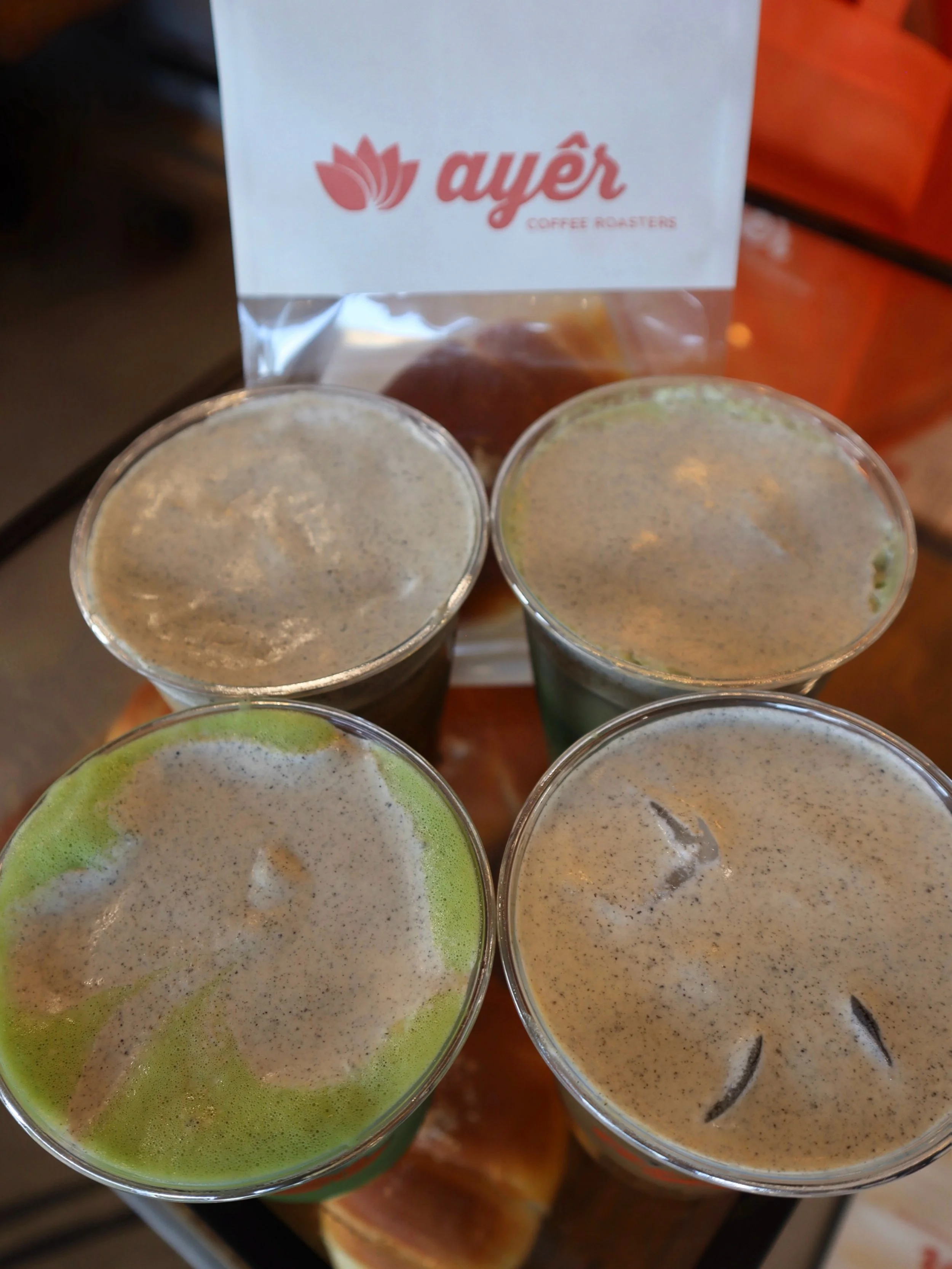 Upgraded my morning routine to Black Sesame. 🖤

📌 open every day 8am-4pm

#ayercoffee #blacksesamematcha #blacksesamecoffee