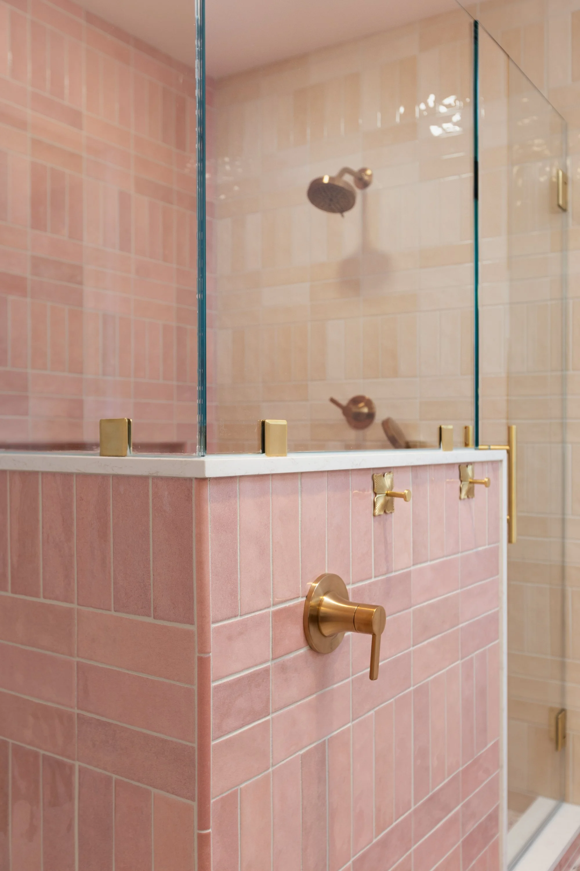 PrettyInPinkBath_04.jpg