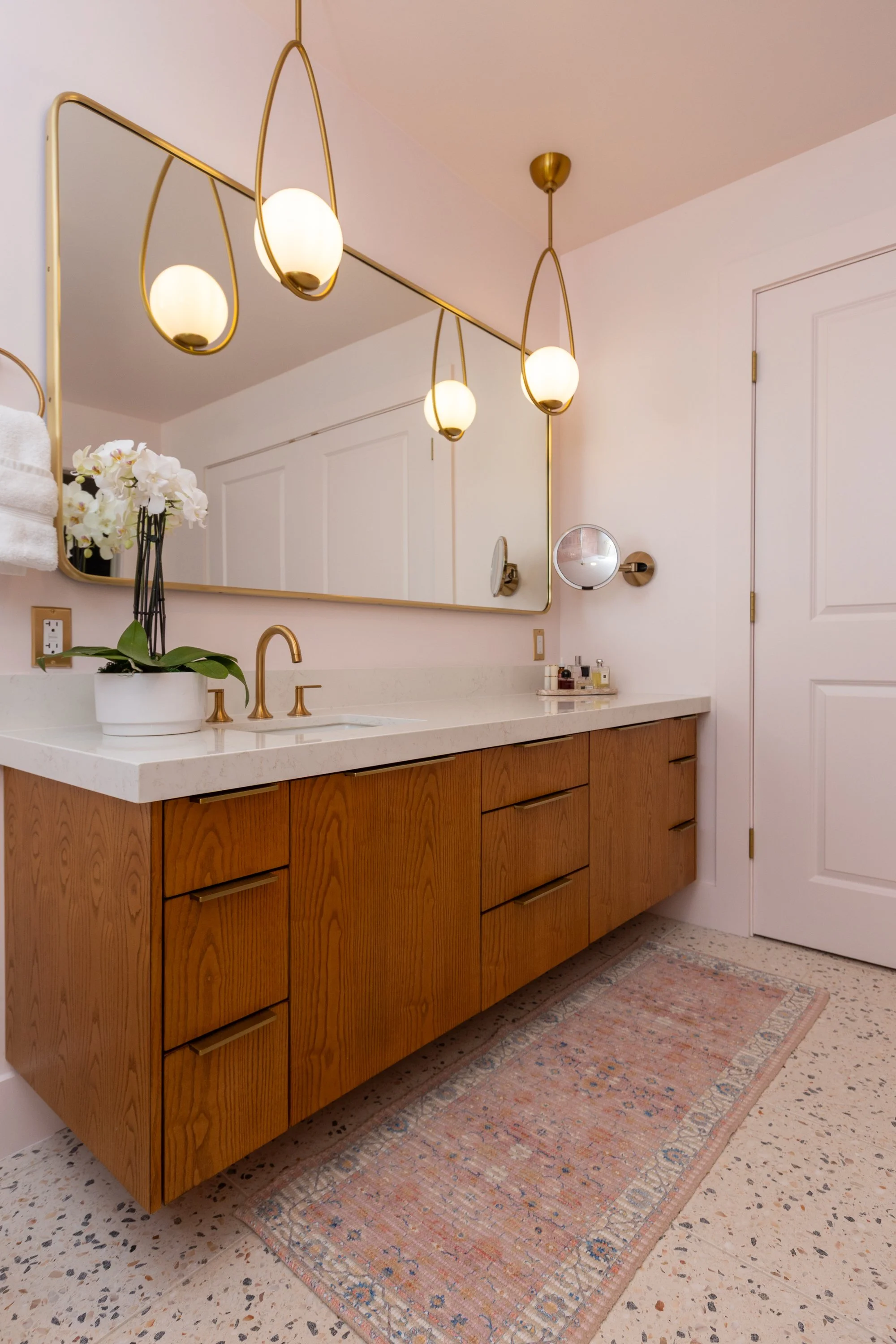 Pretty In Pink Bathroom