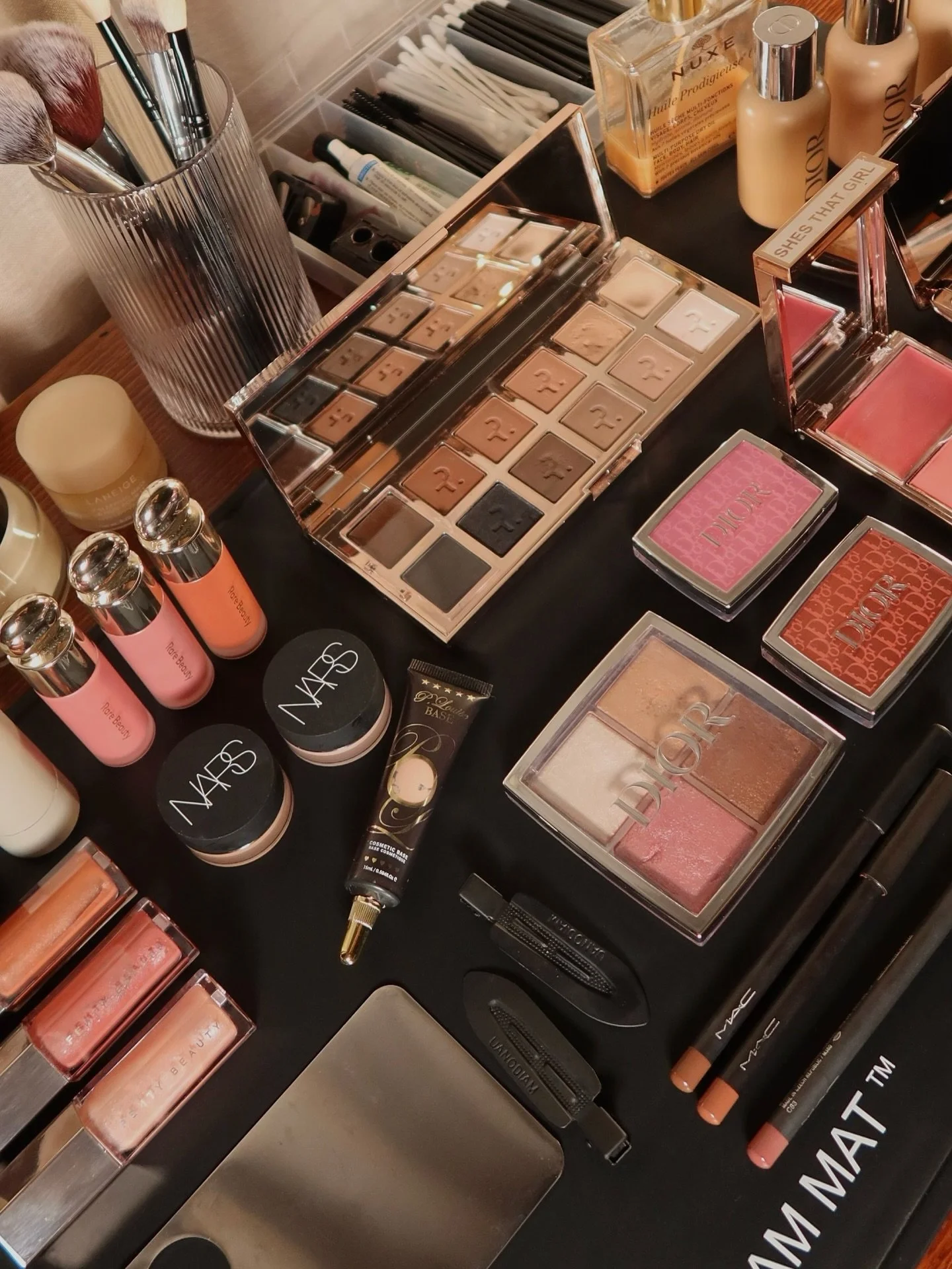 Where the magic begins ✨
Every product in my kit is handpicked, tested, and truly trusted. I only work with my ride-or-dies &mdash; high-performance favourites that hold up against North Queensland humidity and help last your glam from early morning,