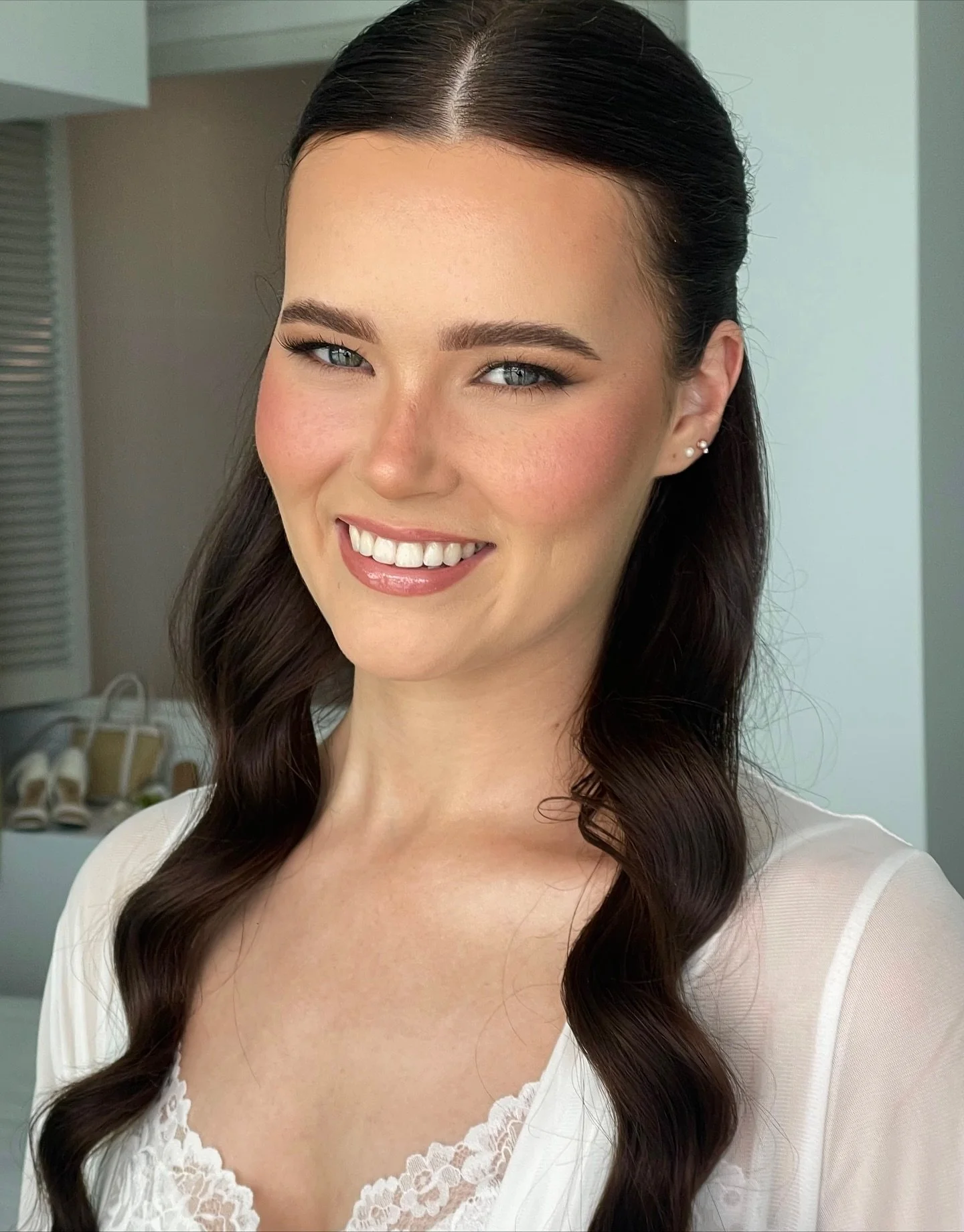 Last weeks beautiful bride Brooke🤍 Glowing inside and out for her special day!

#whitsundaymakeupartist 
#airliebeachmakeupartist
#airliebeachmua
#whitsundaymua 
#Whitsundayevents
#hamiltonislandmakeupartist 
#whitsundayweddings 
#airliebeachwedding