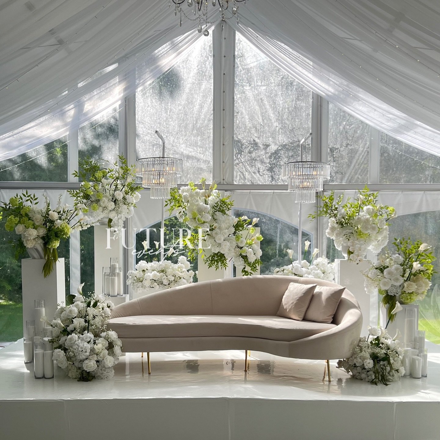 A wedding tent turned into a crystal garden escape 🤍🌿

Design + Decor @futureeventsto 
Venue @ascottparc 

#eventdecor #2025bride #weddingdecor #floraldesign #2026bride #torontowedding #weddingstylist #torontodecor