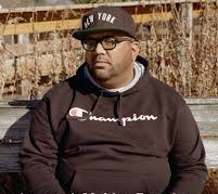 Earl Miller, certified peer specialist who recovered from psychosis and repeated hospitalizations in his teens.