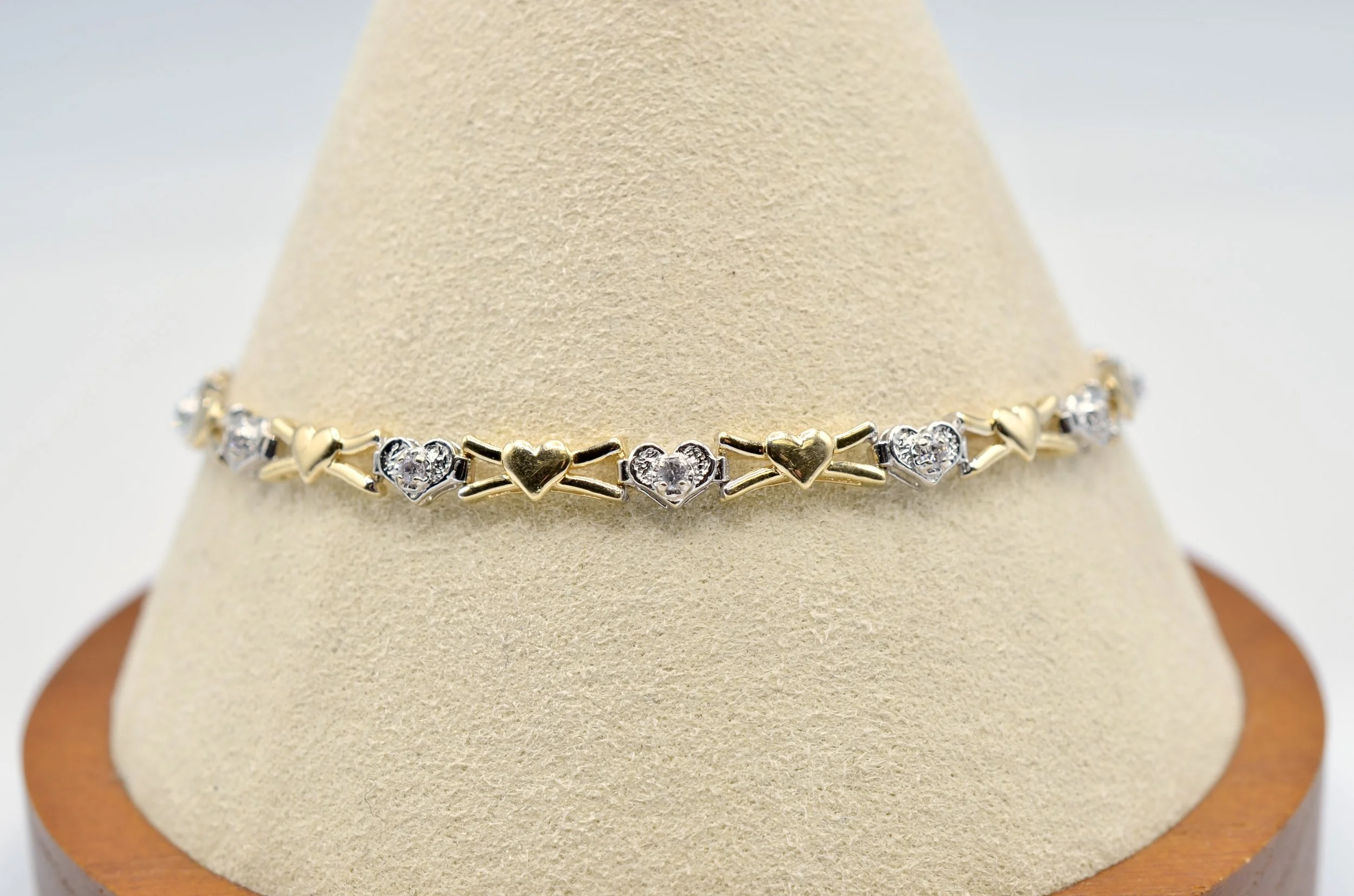 Vintage 14K Two Tone Gold Diamond Heart Tennis Bracelet 0.33 TCW 7.5” 7.4g
