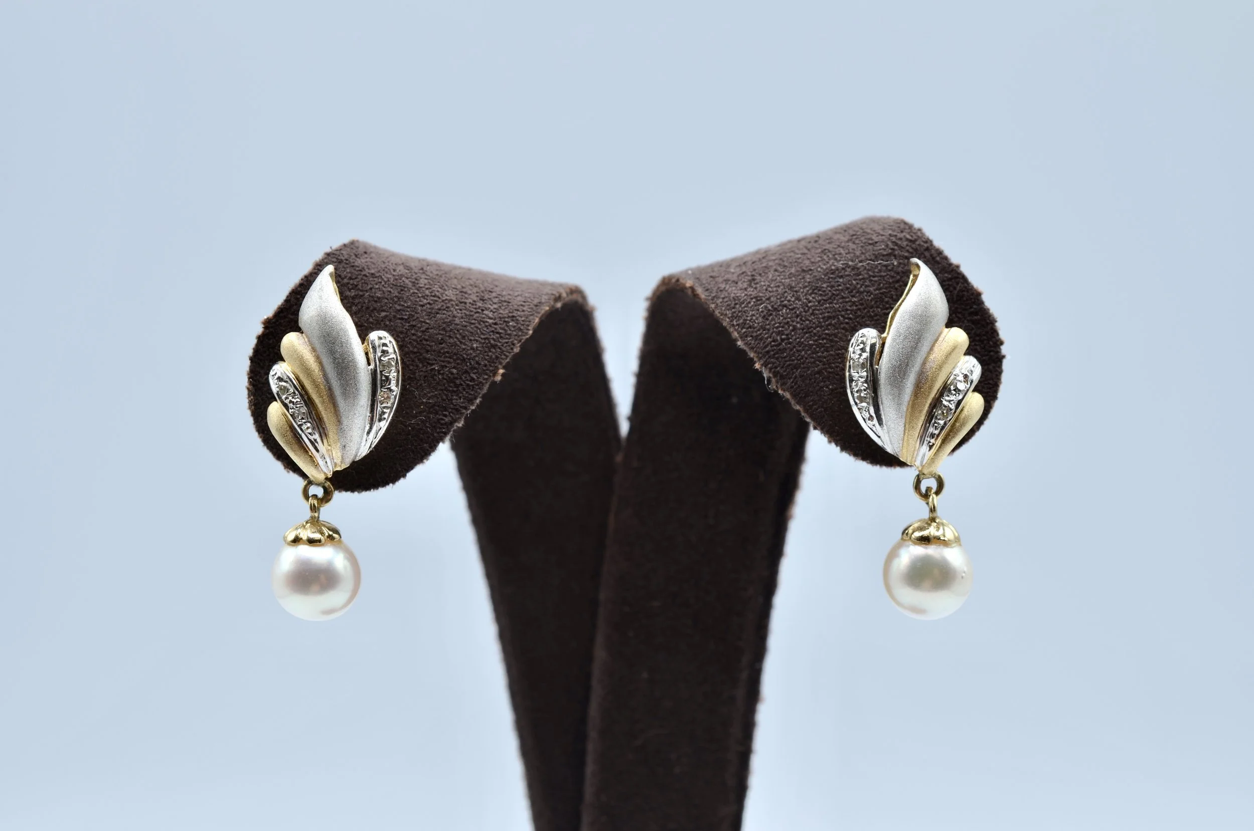 Vintage 14k Two-Tone Gold Pearl & Diamond Dangle Earrings – 3.2g
