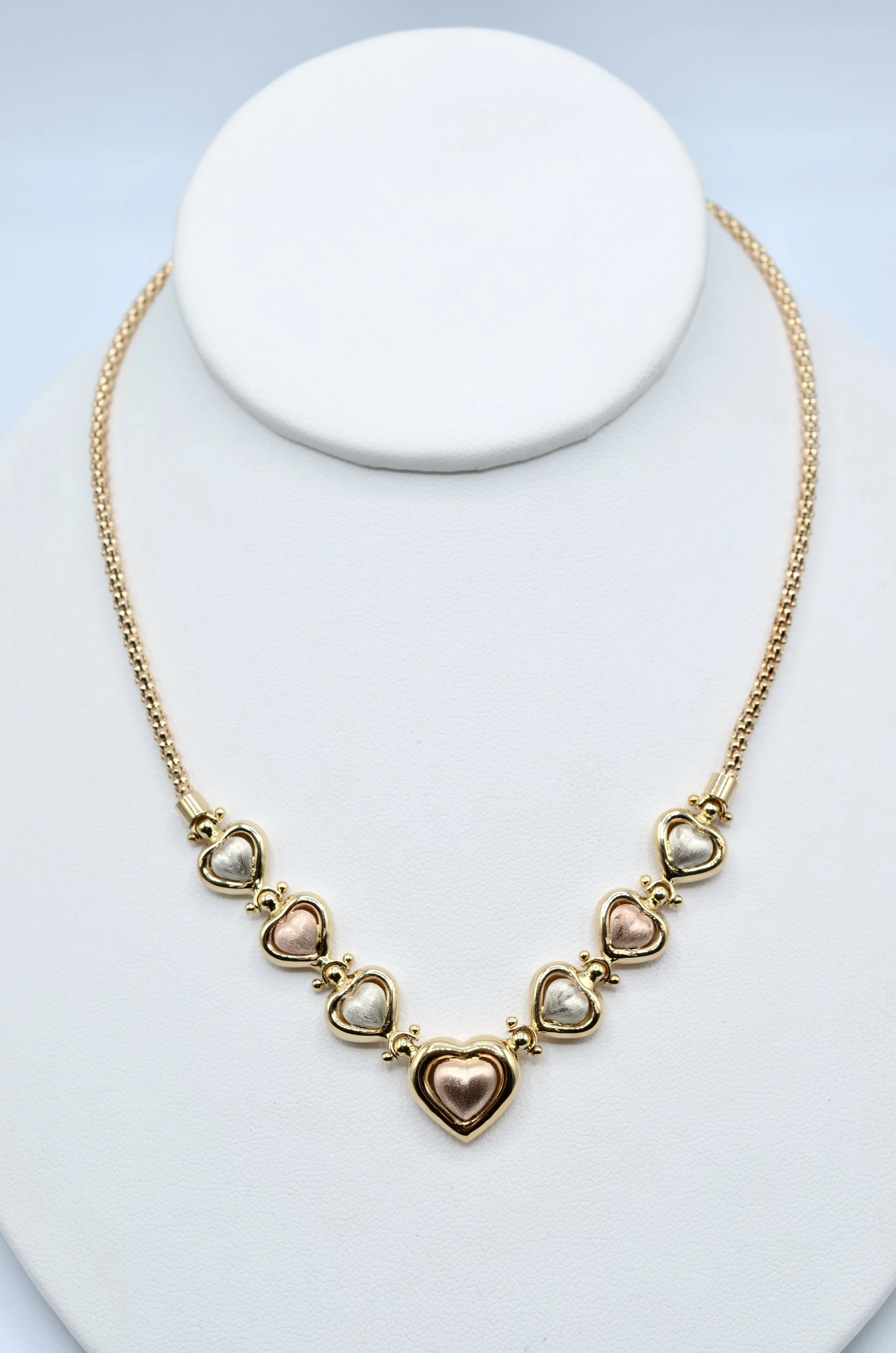 14k Tri-Color Gold Multi-Heart Choker Necklace – 14.9g – Italy
