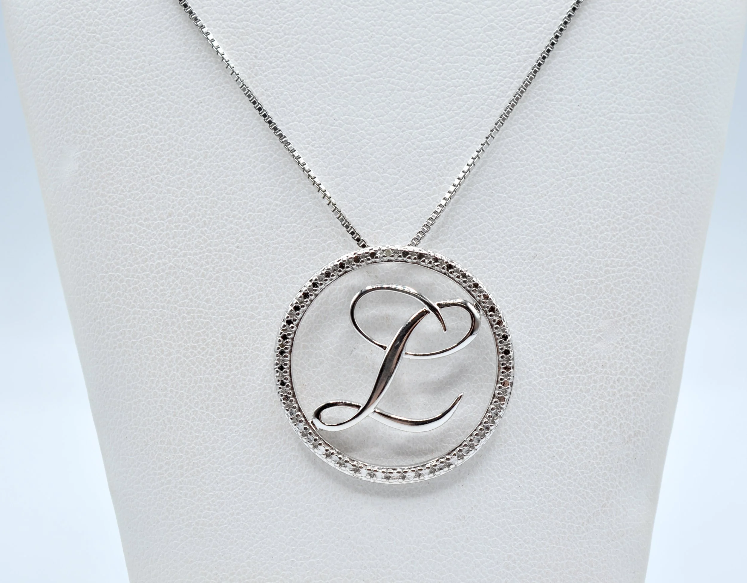 Sterling Silver Script “L” Circle Pendant w/ Diamond Accent & 18” Box Chain
